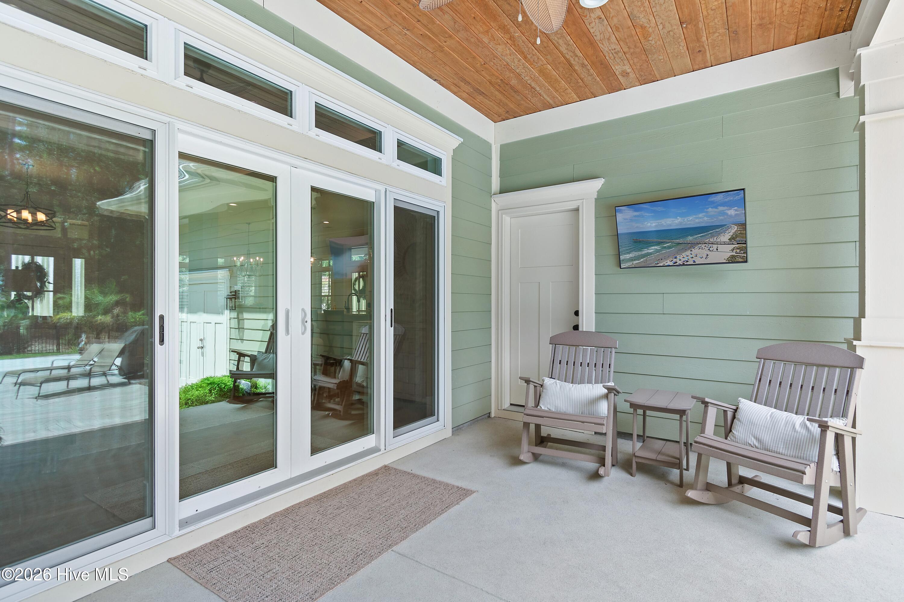 main property photo 54