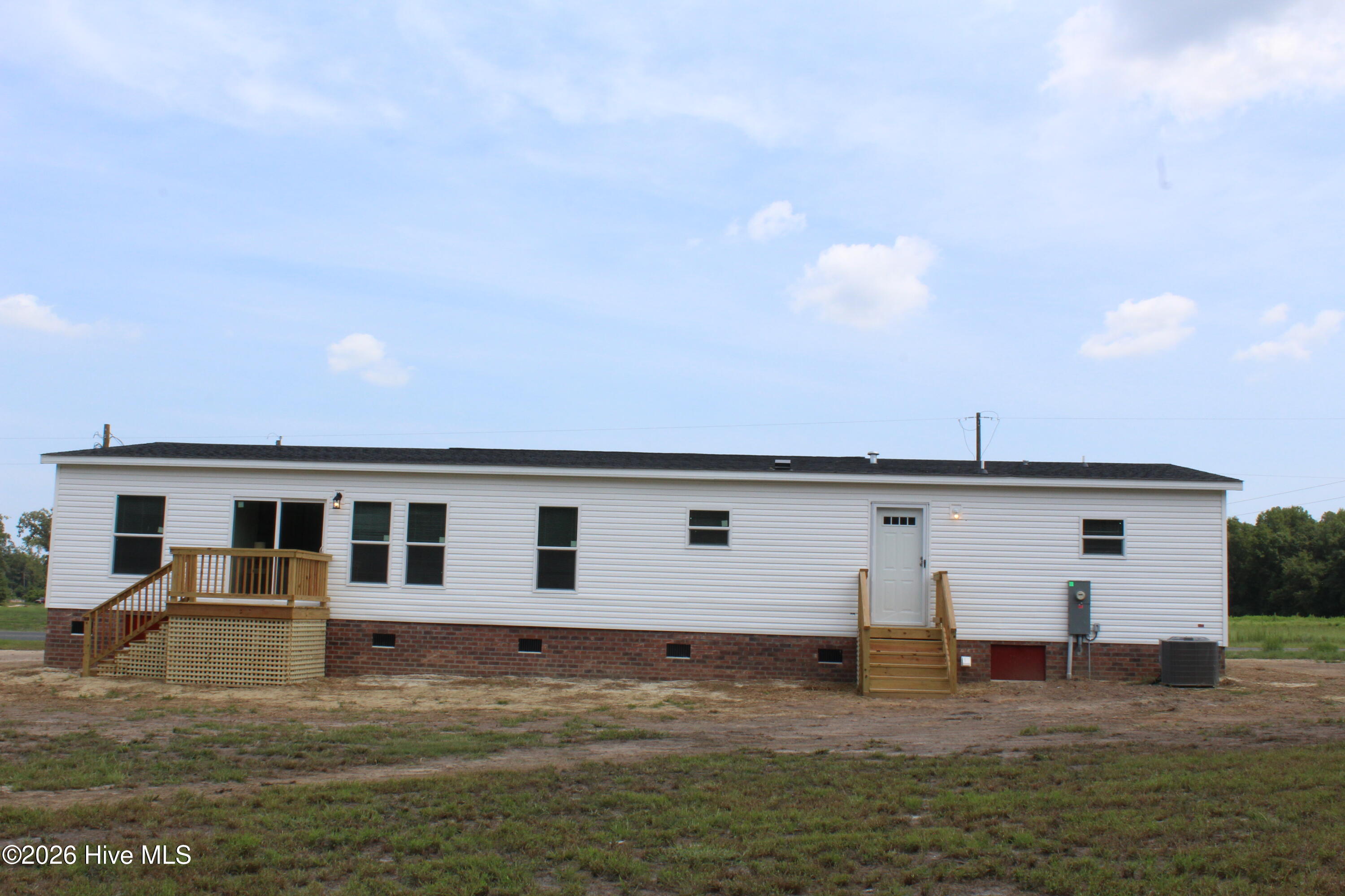 main property photo 25