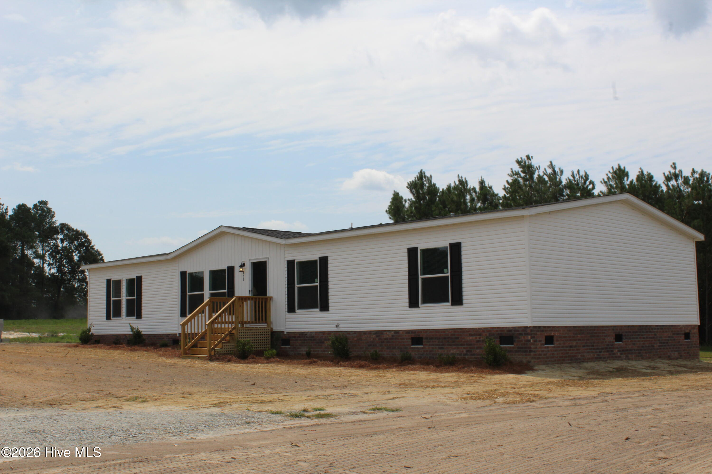 main property photo 29