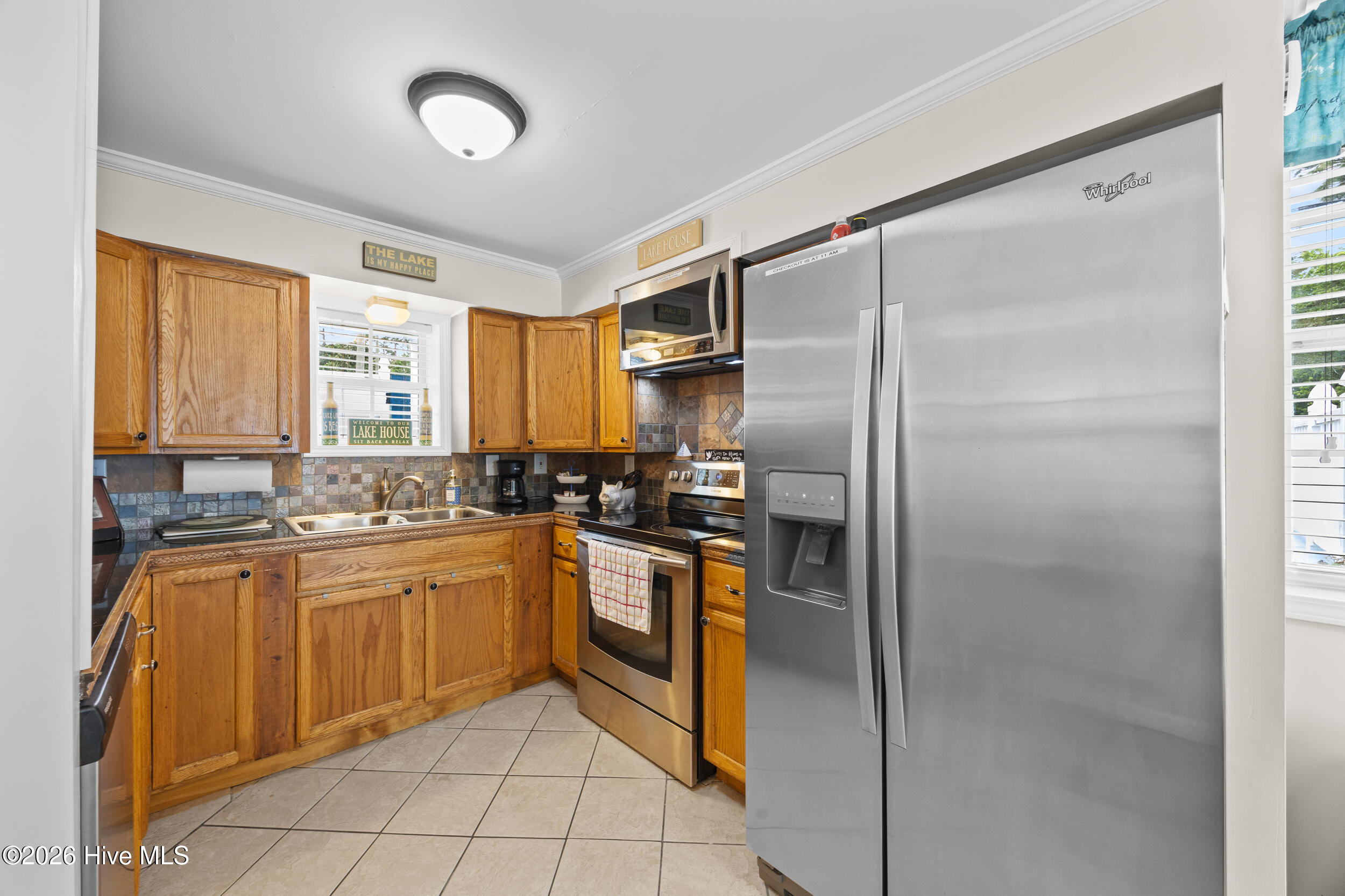 main property photo 59