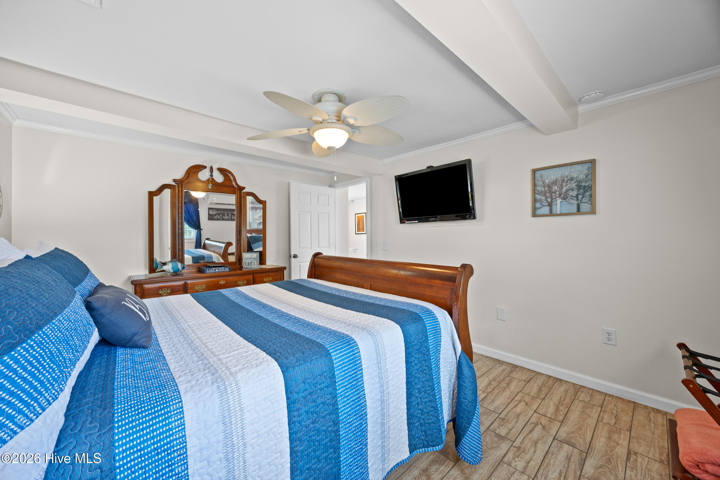 main property photo 66