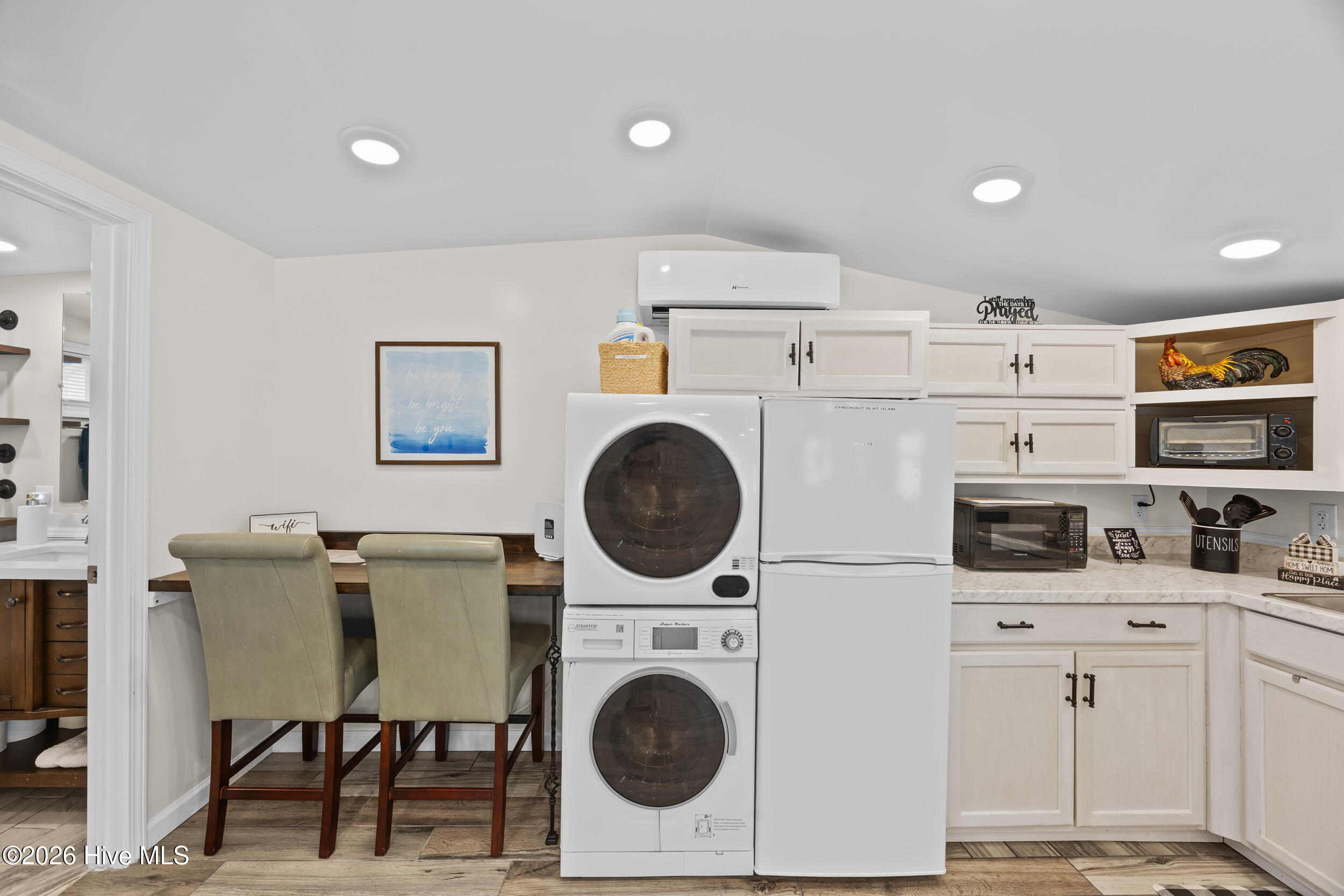 main property photo 83