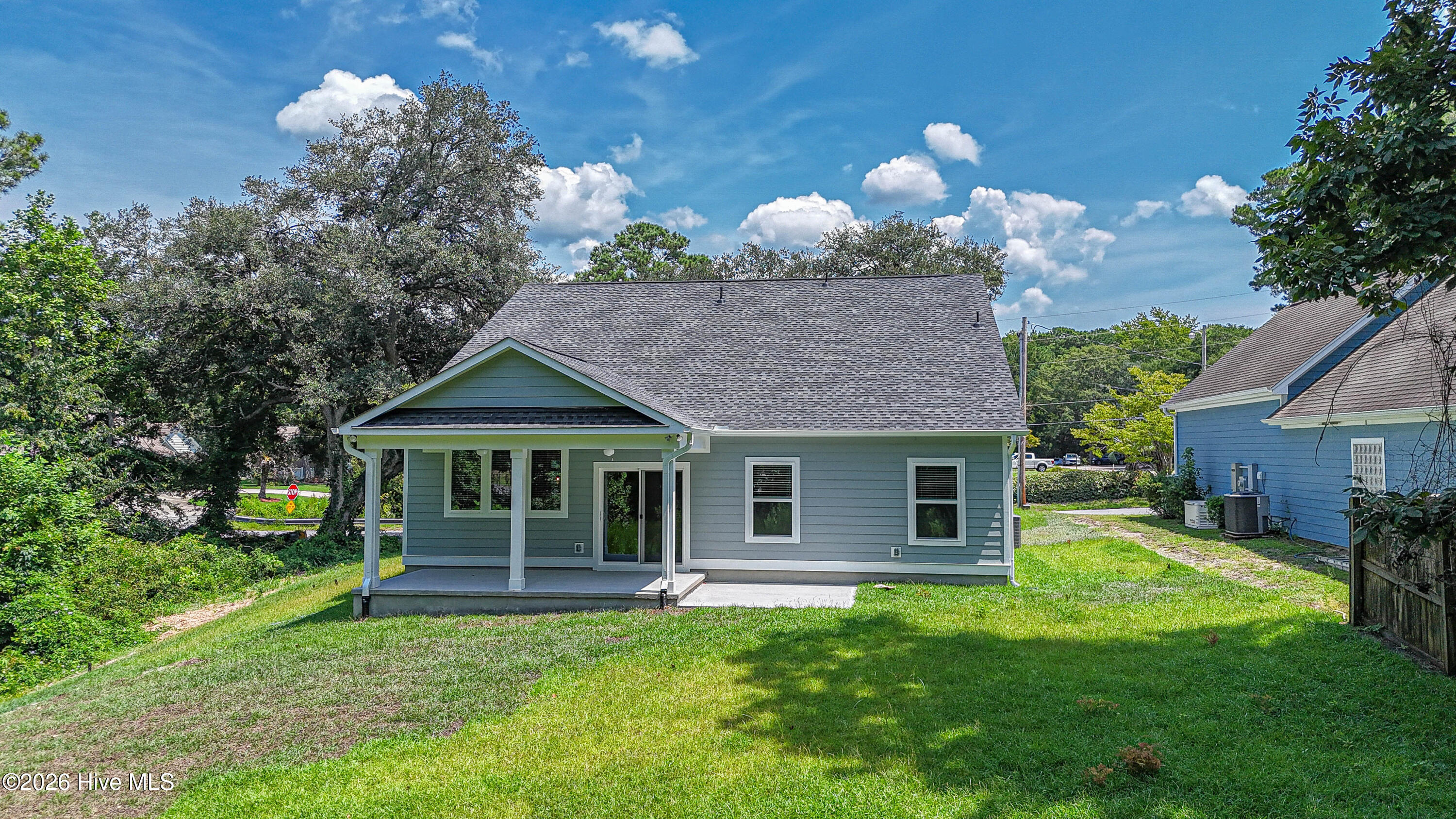 main property photo 37