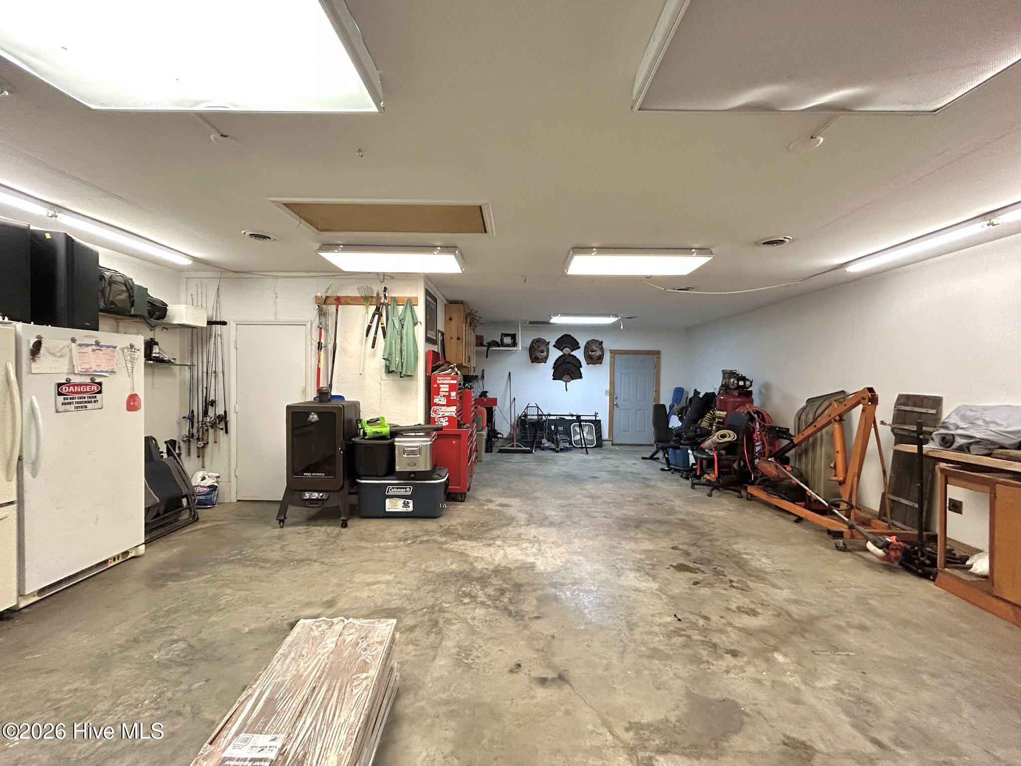 main property photo 74