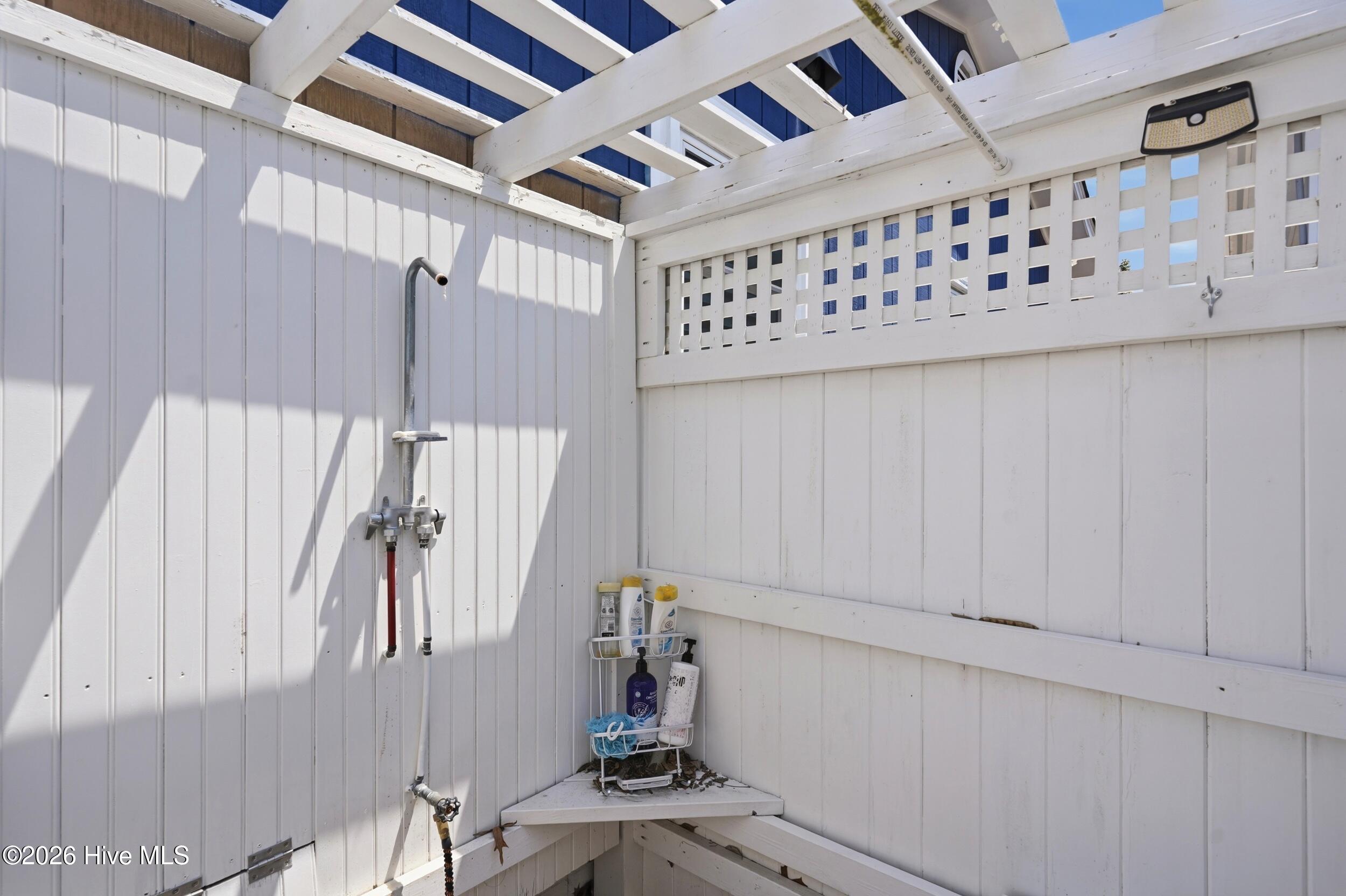 main property photo 41