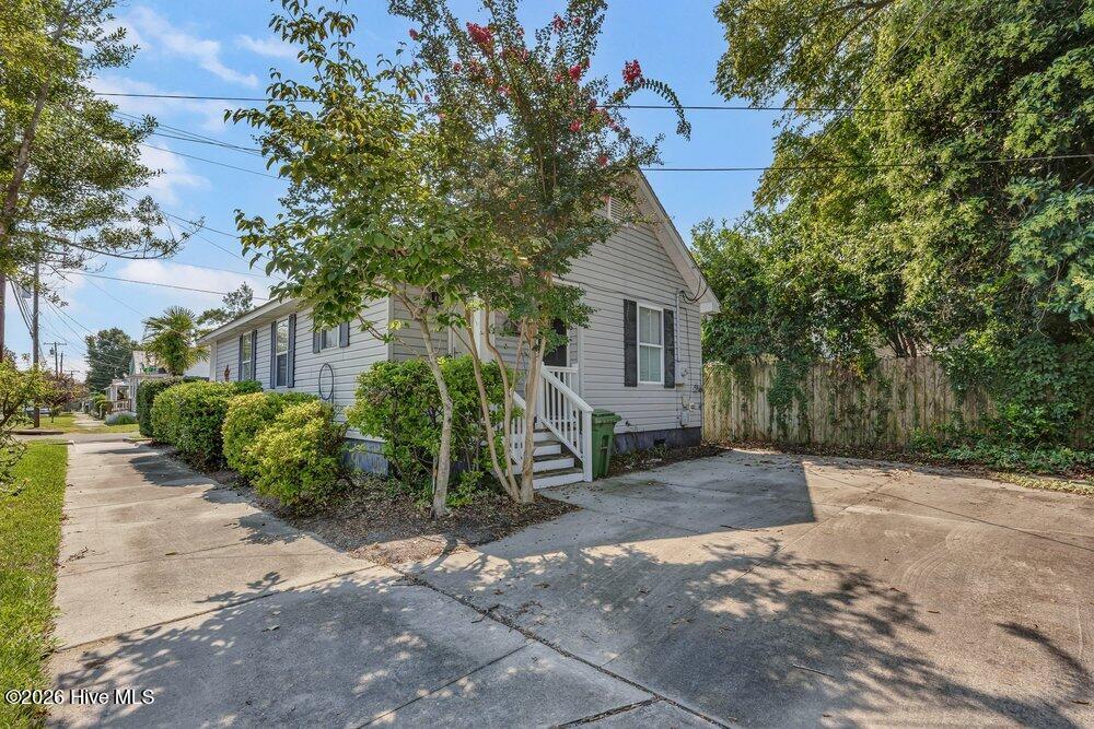 main property photo 21