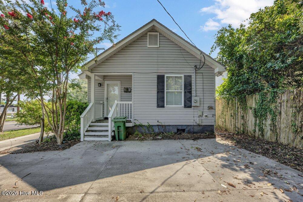 main property photo 22