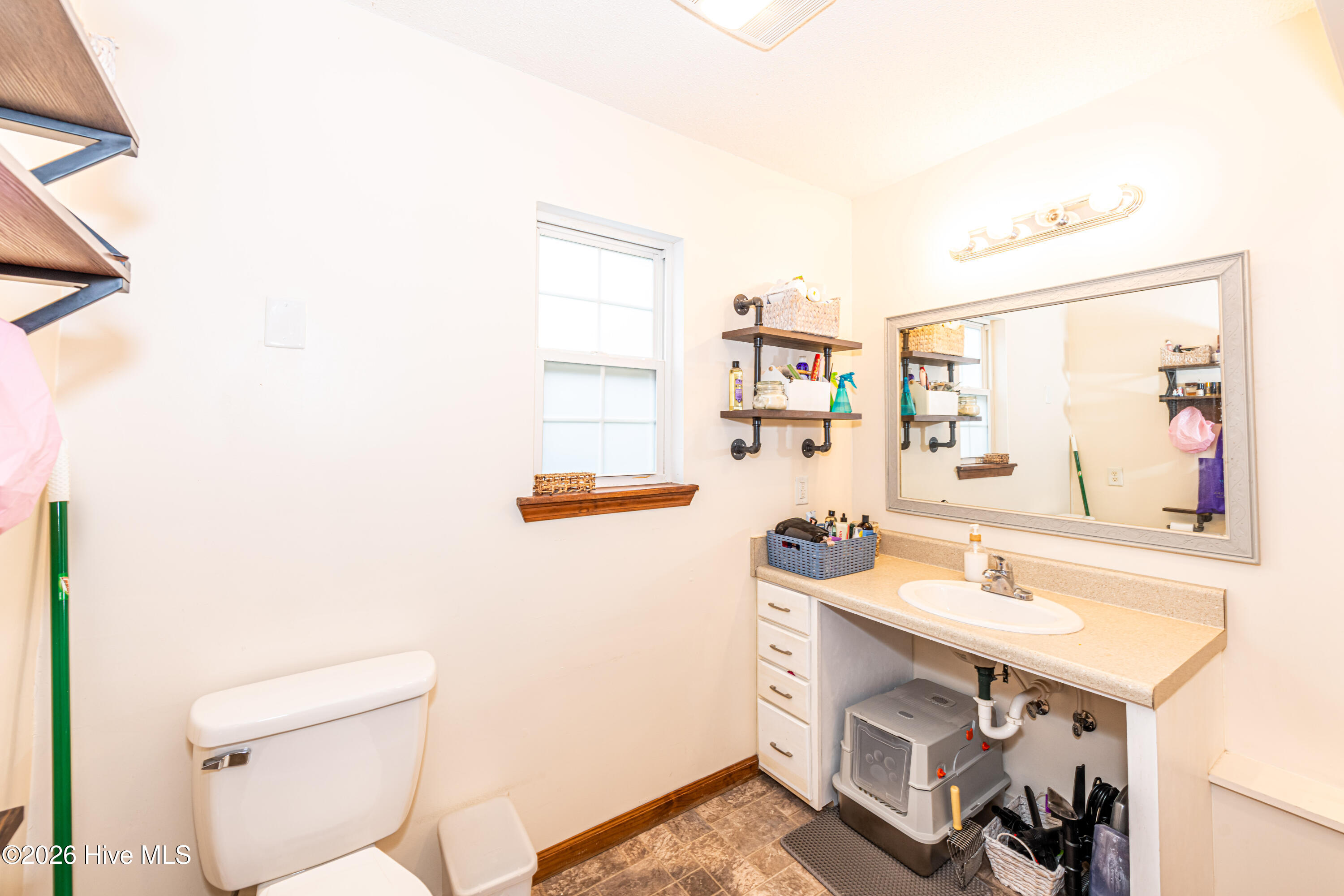 main property photo 54
