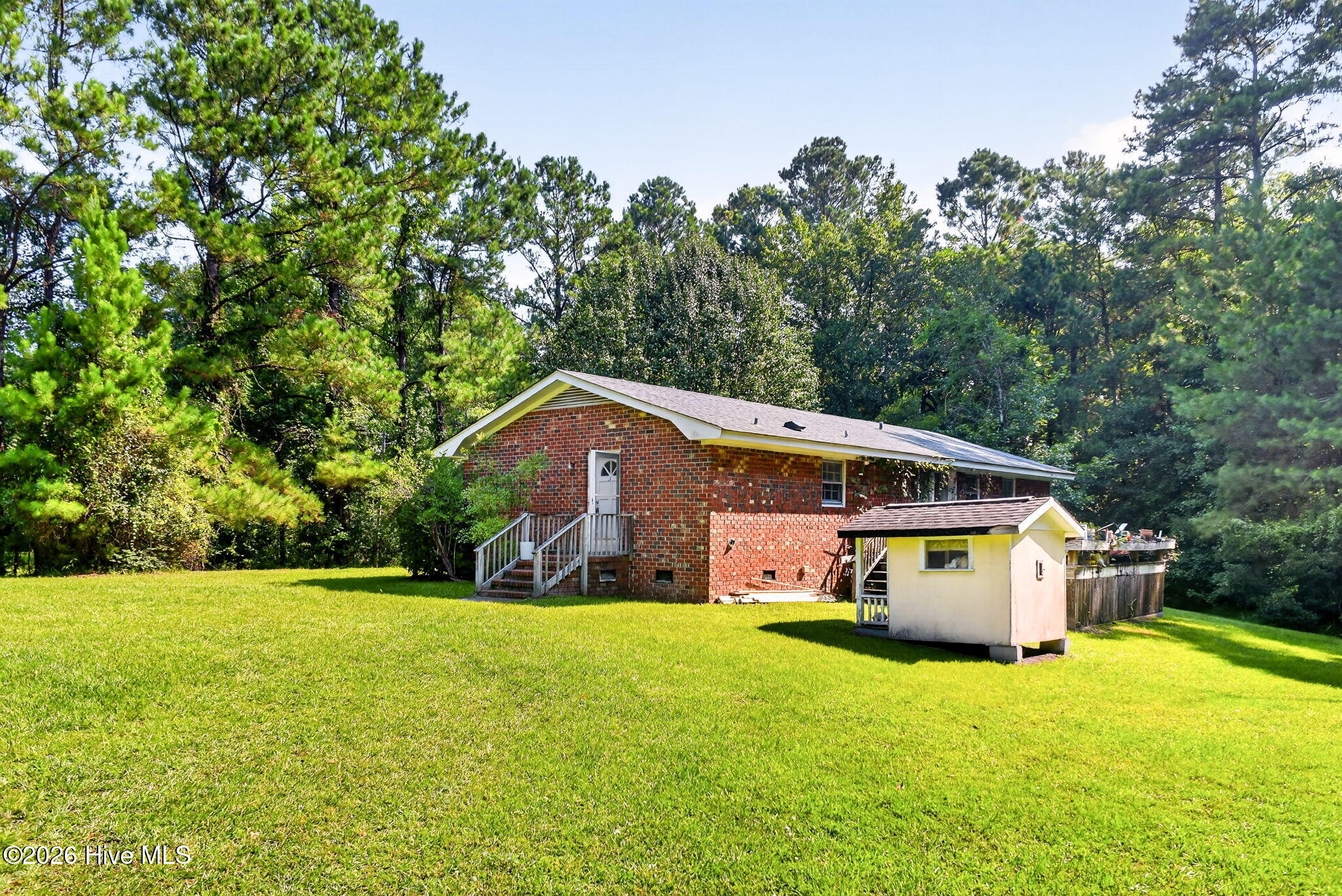 main property photo 29