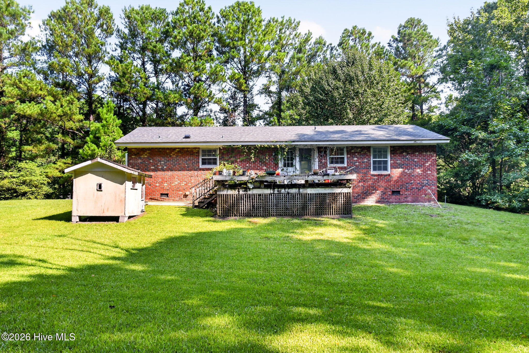 main property photo 30