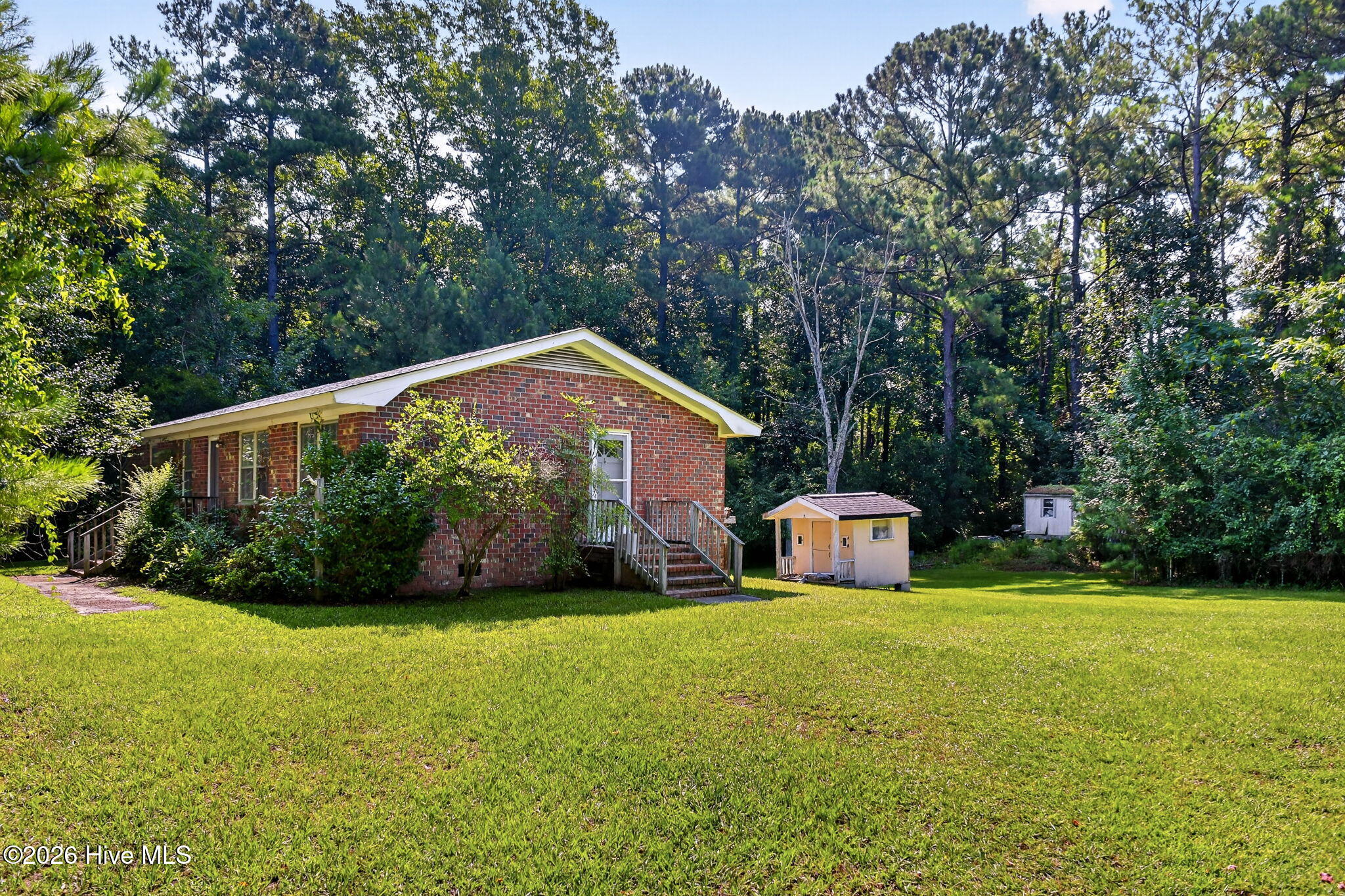 main property photo 36