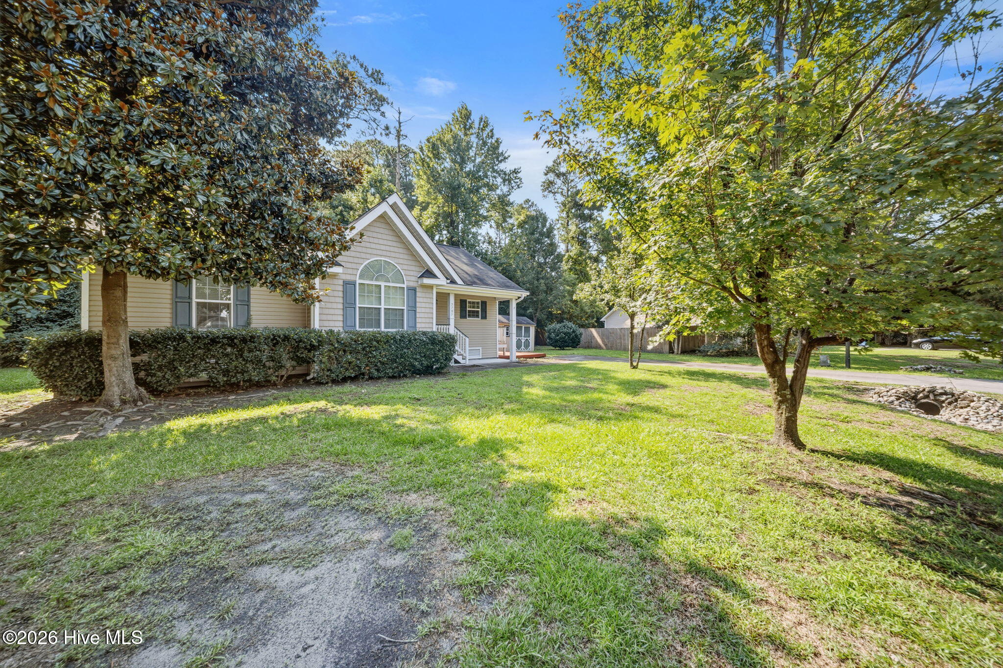 main property photo 2