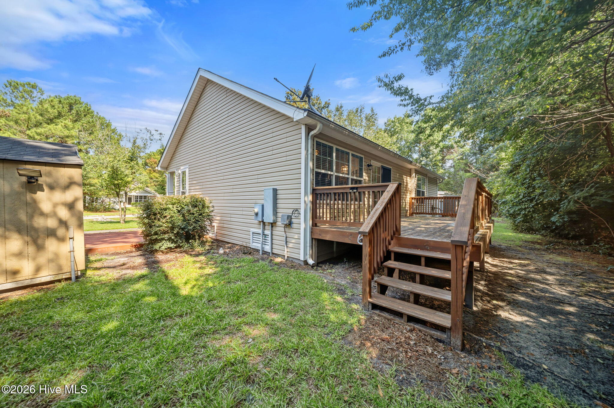 main property photo 36
