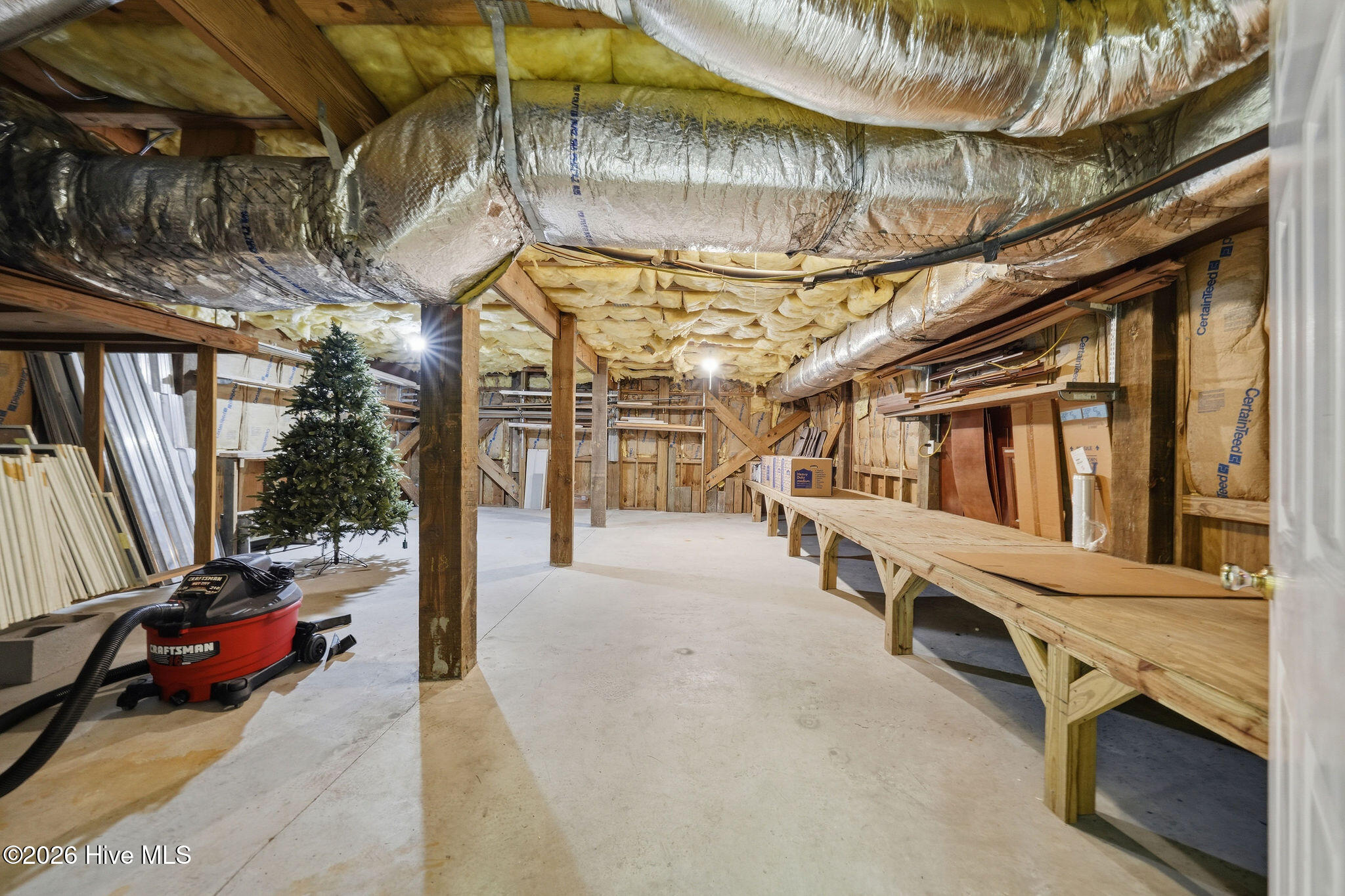 main property photo 77