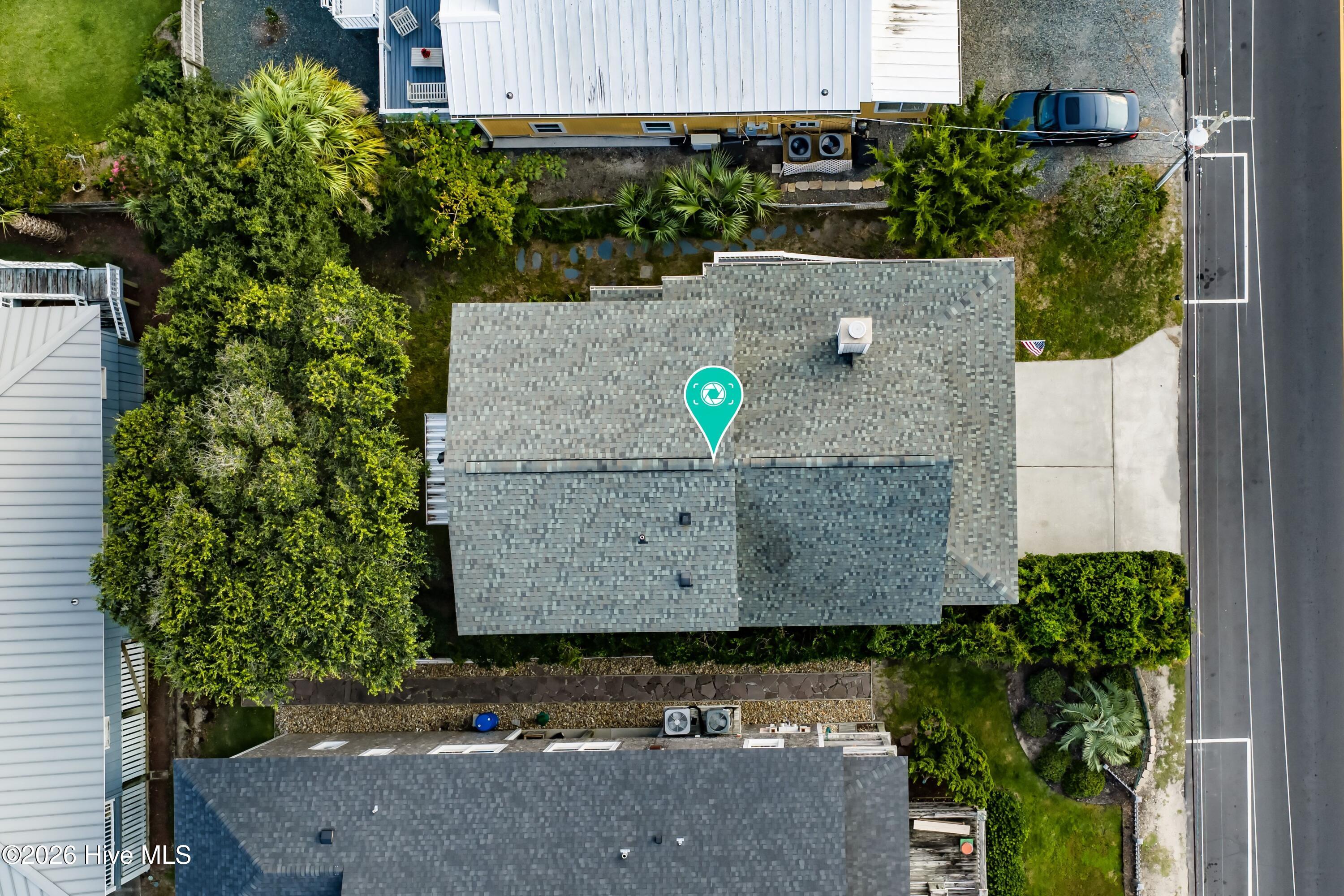main property photo 32