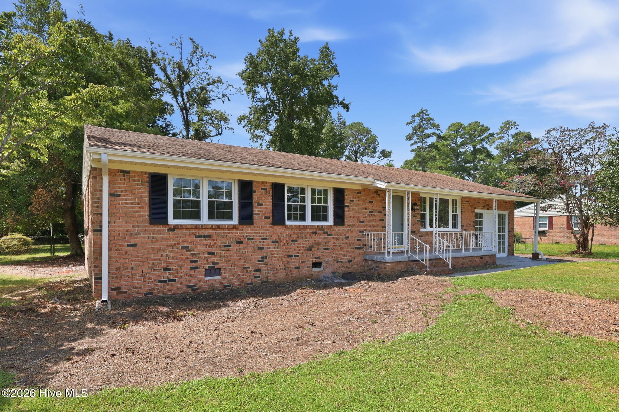 main property photo 38