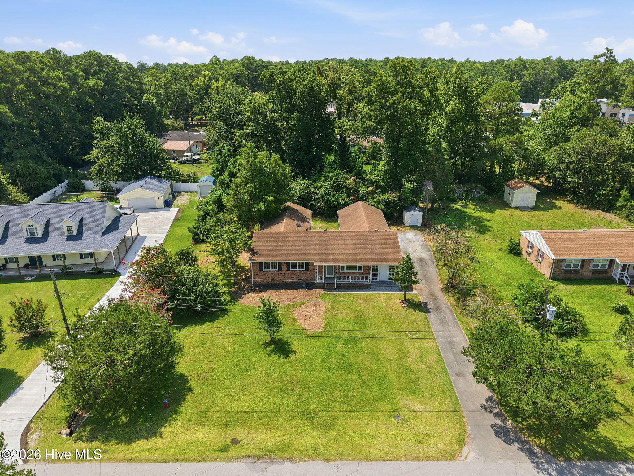 main property photo 39