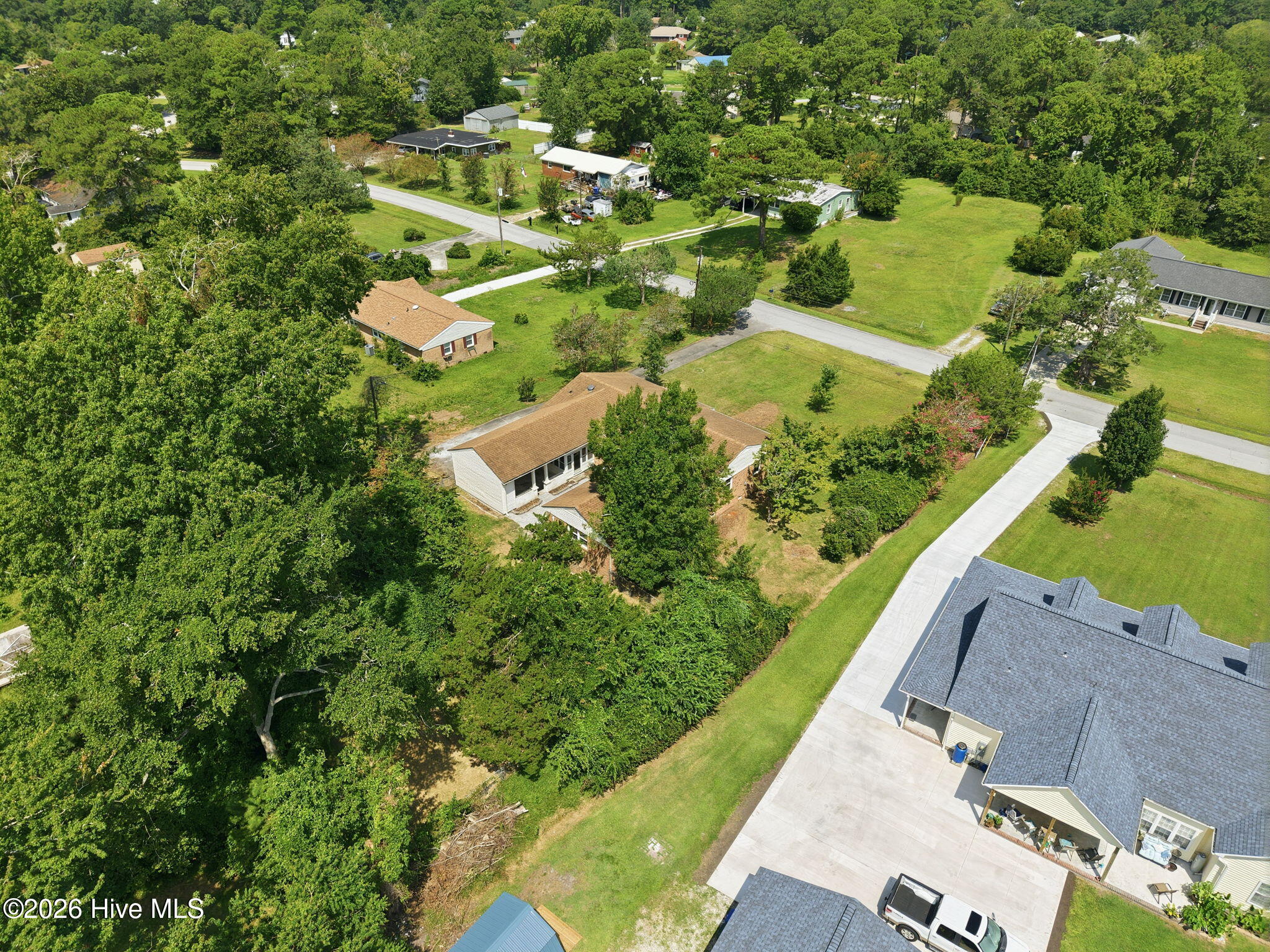 main property photo 45