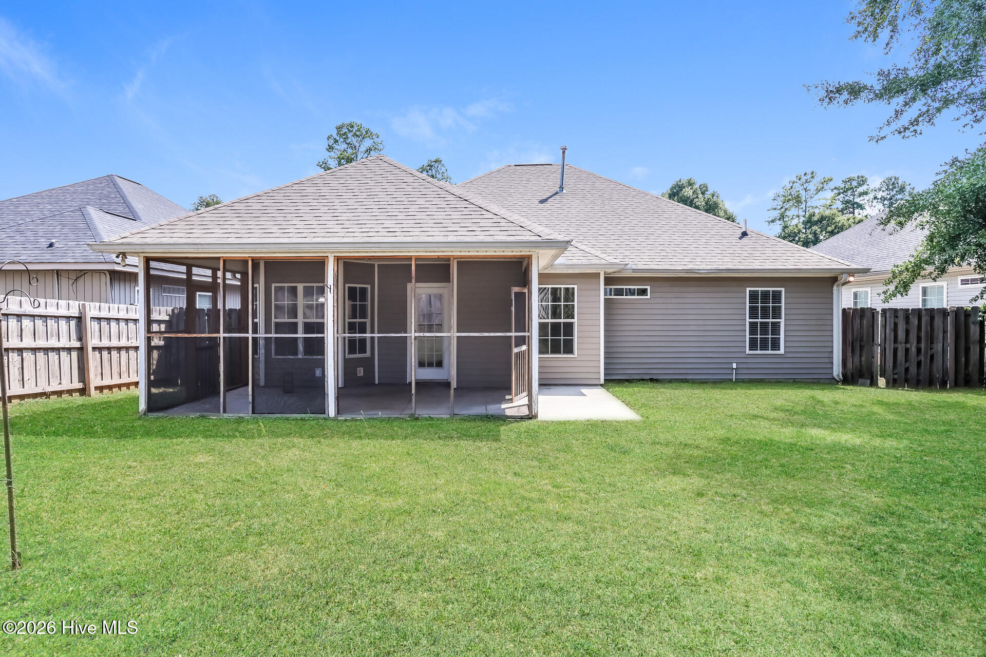 main property photo 4