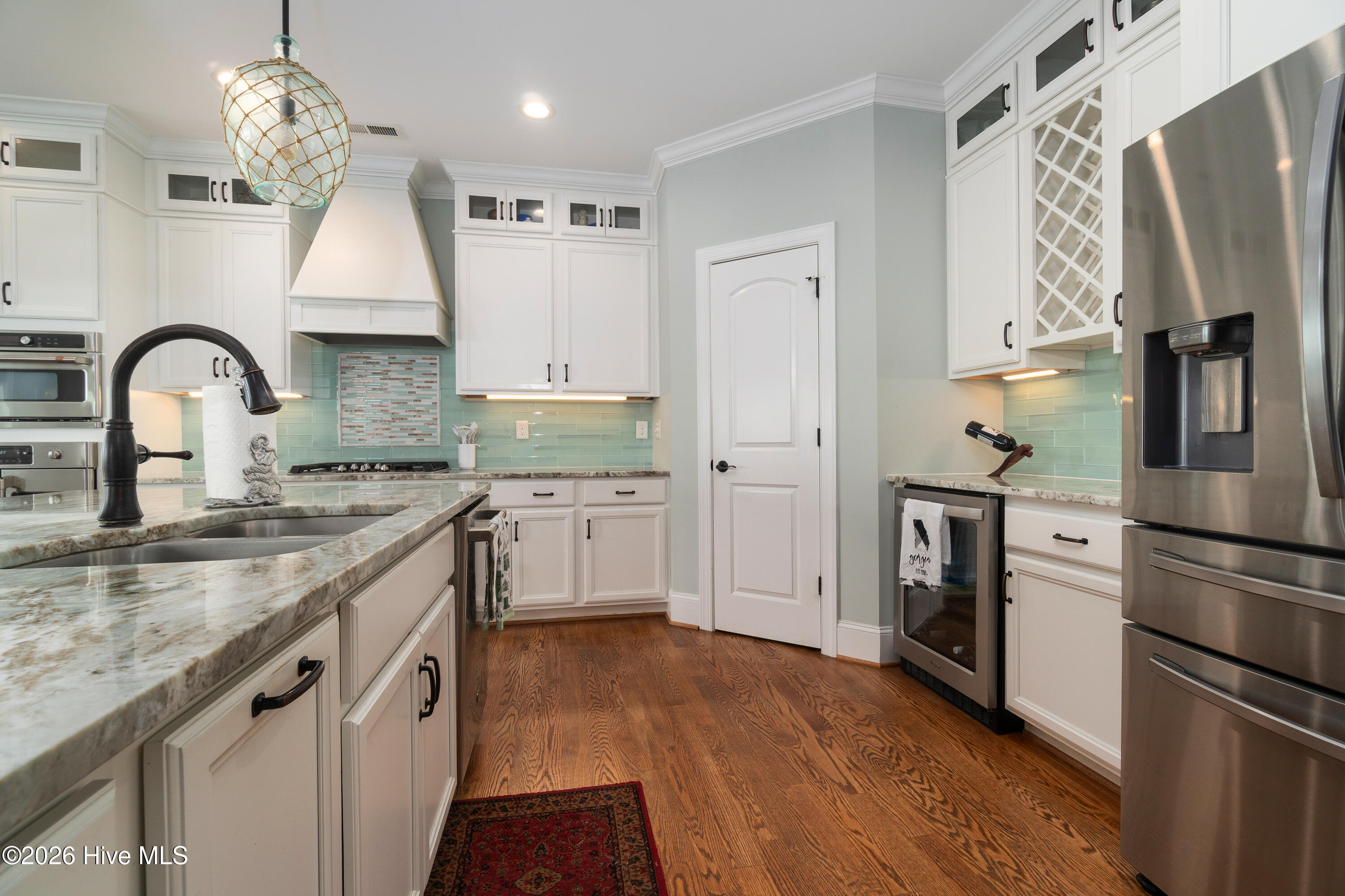 main property photo 45