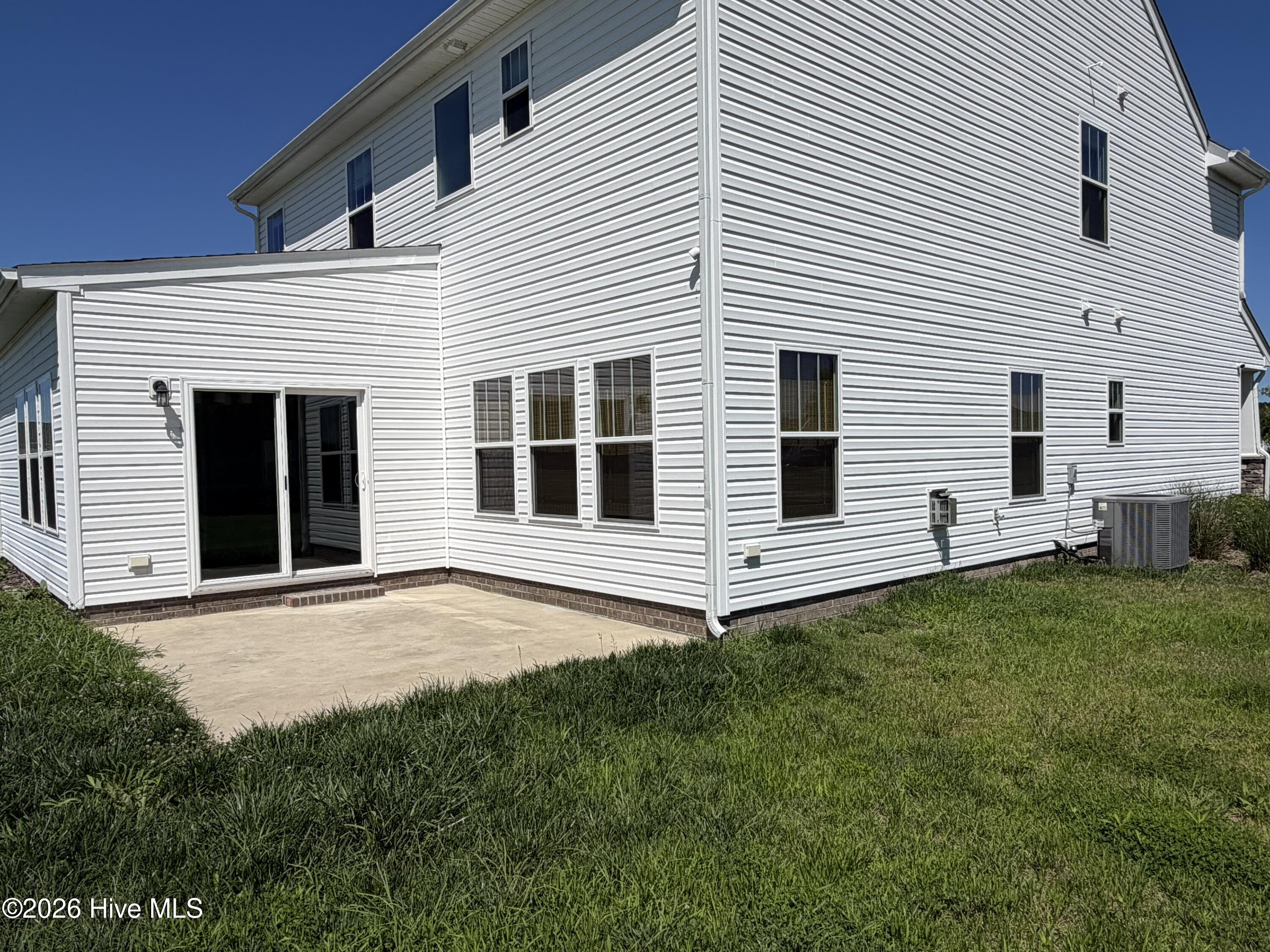 main property photo 29