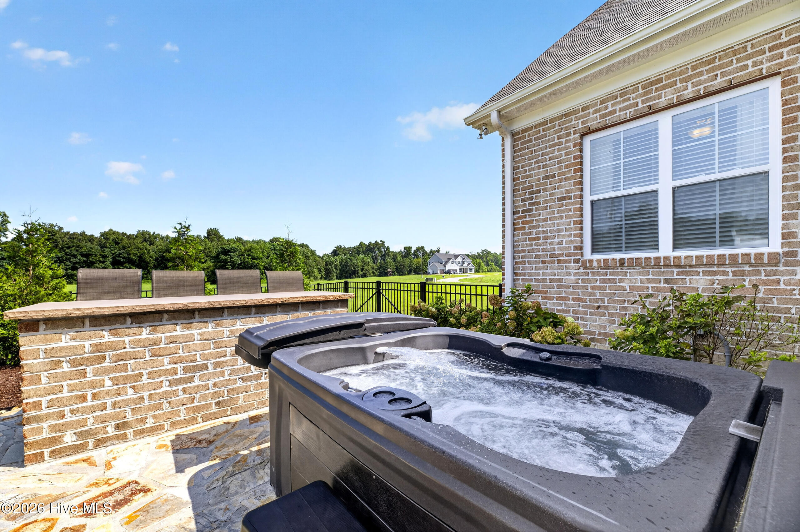 main property photo 78