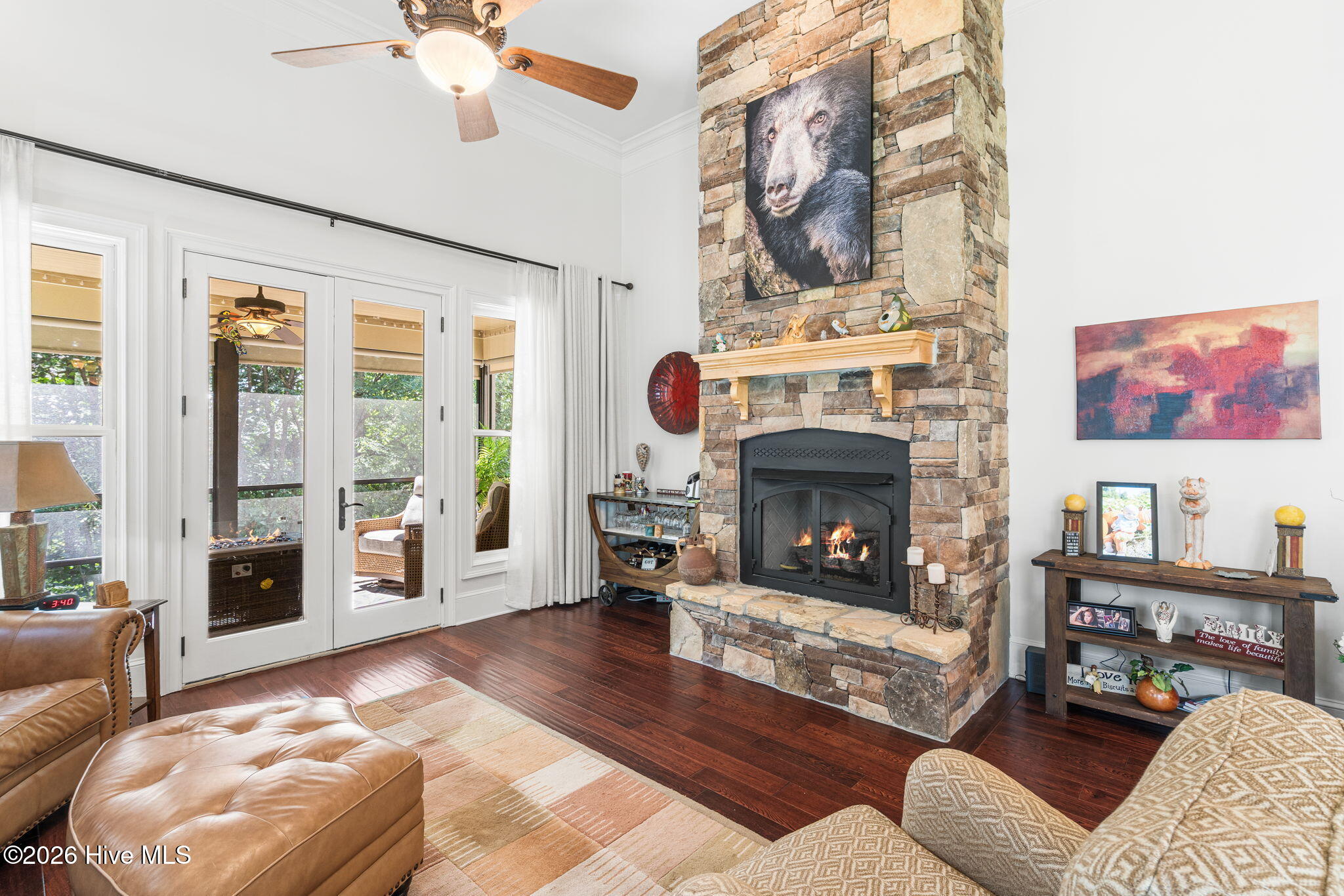 main property photo 14