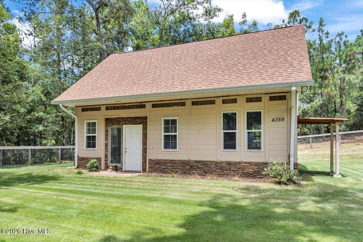 main property photo 6