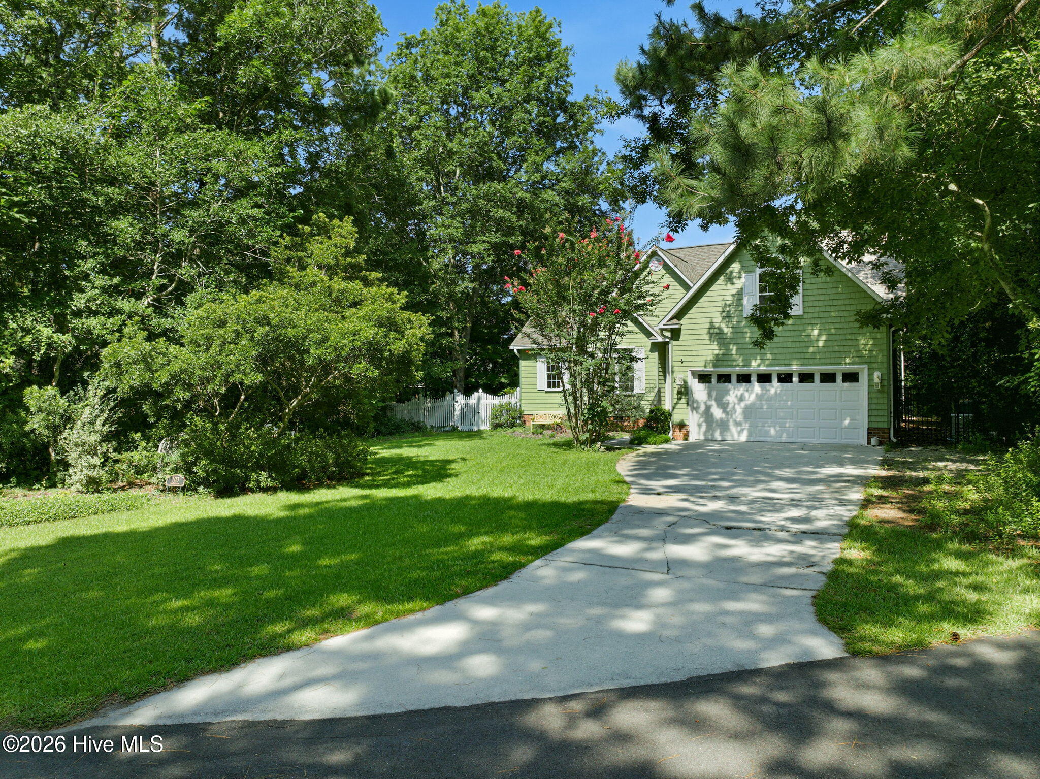 main property photo 33