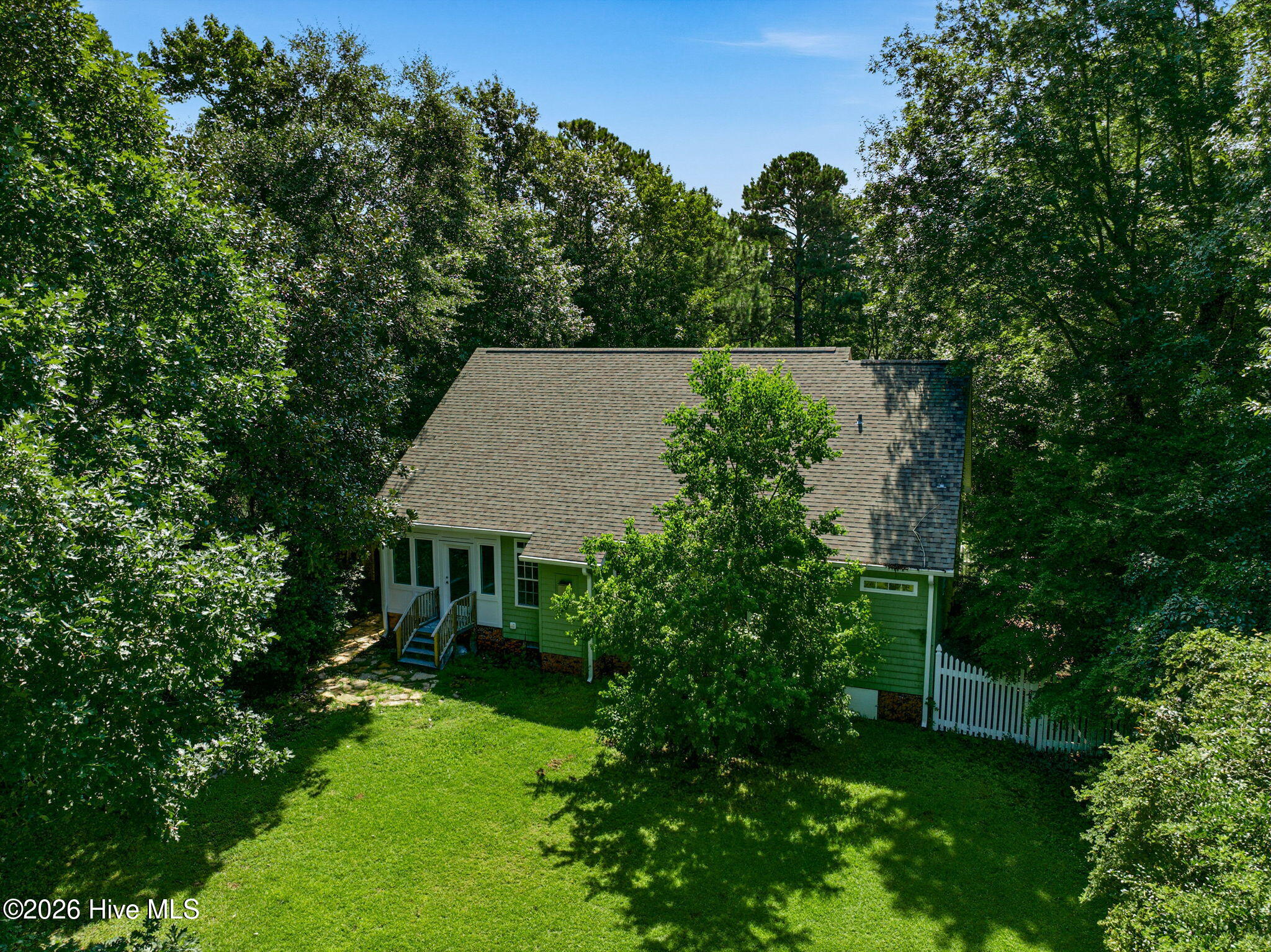 main property photo 45