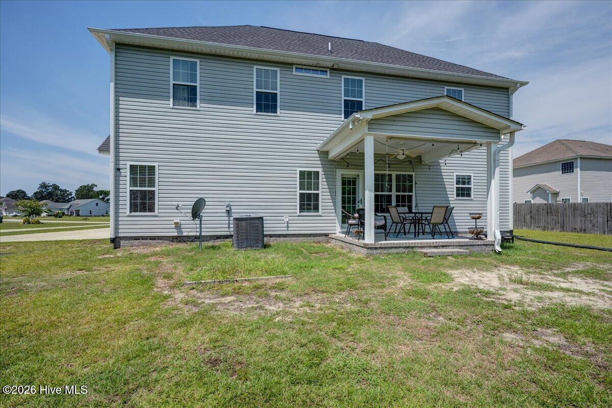 main property photo 7