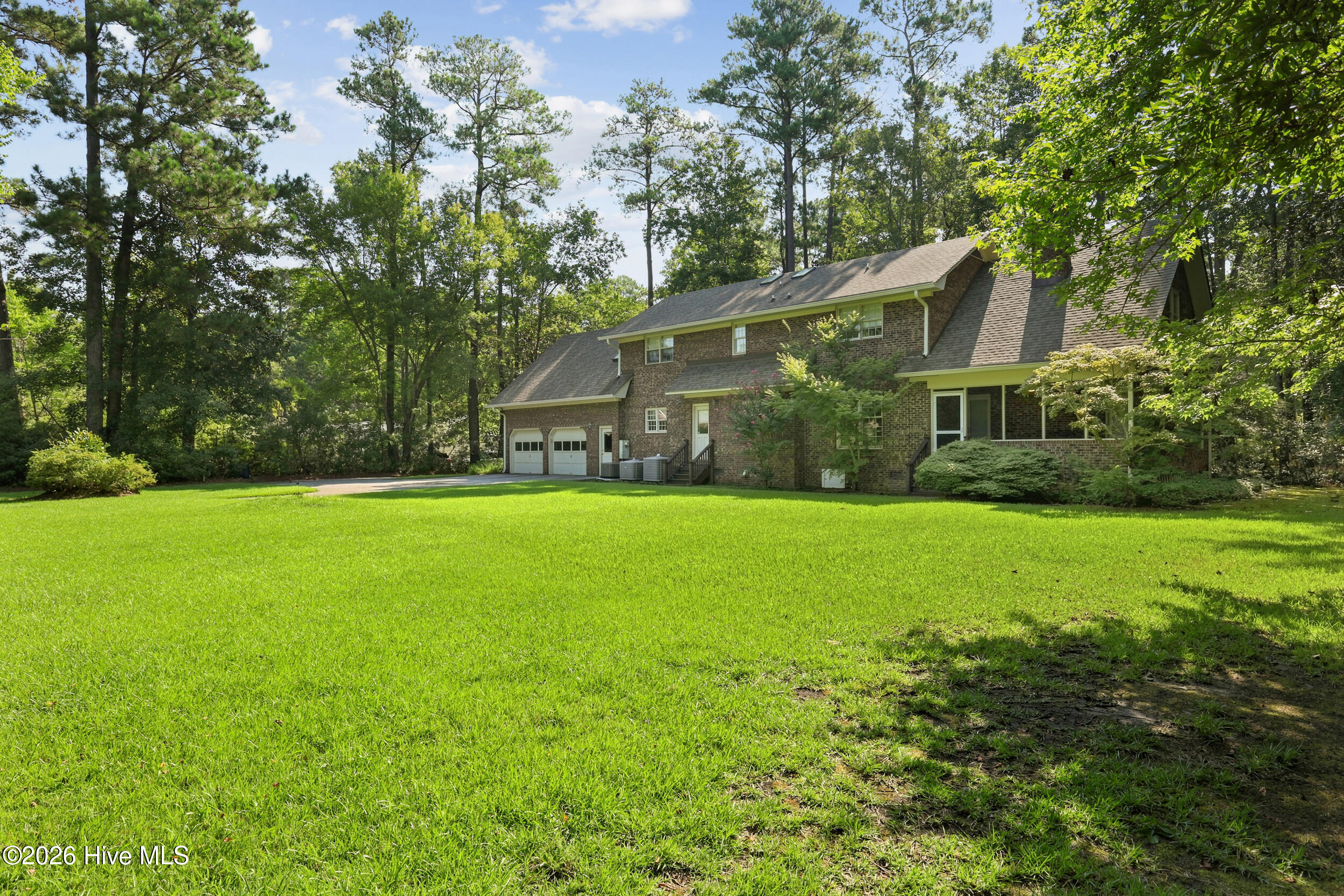 main property photo 39