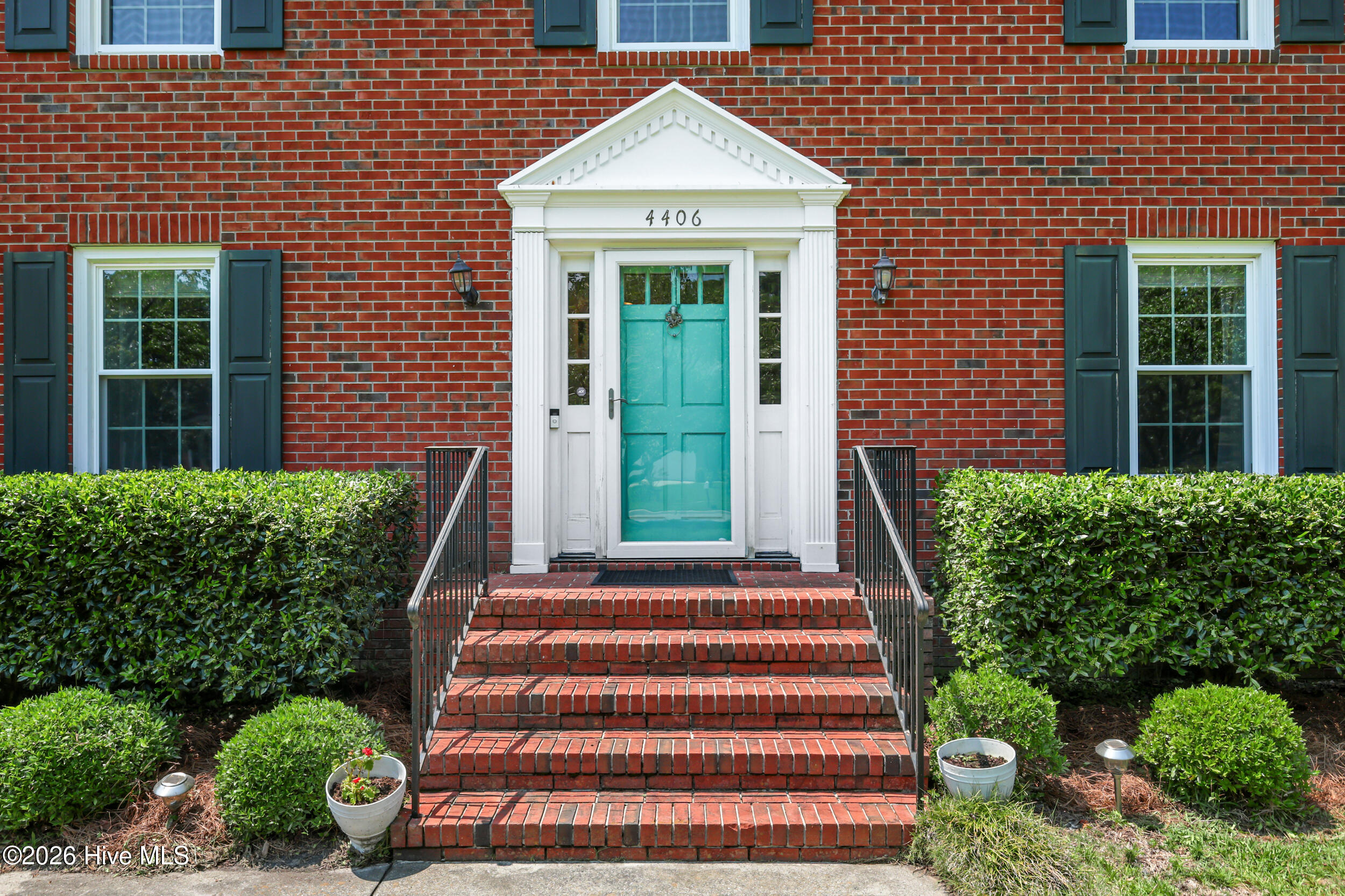 main property photo 3