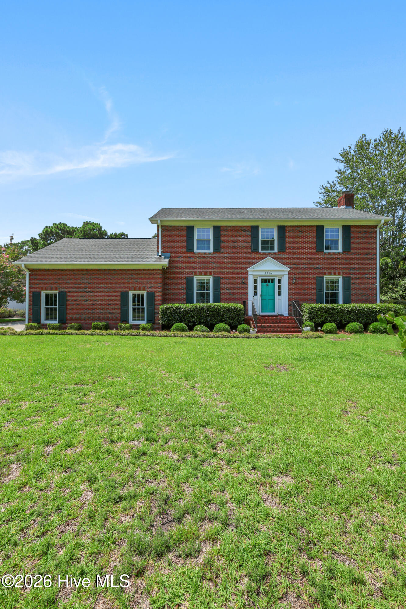 main property photo 32