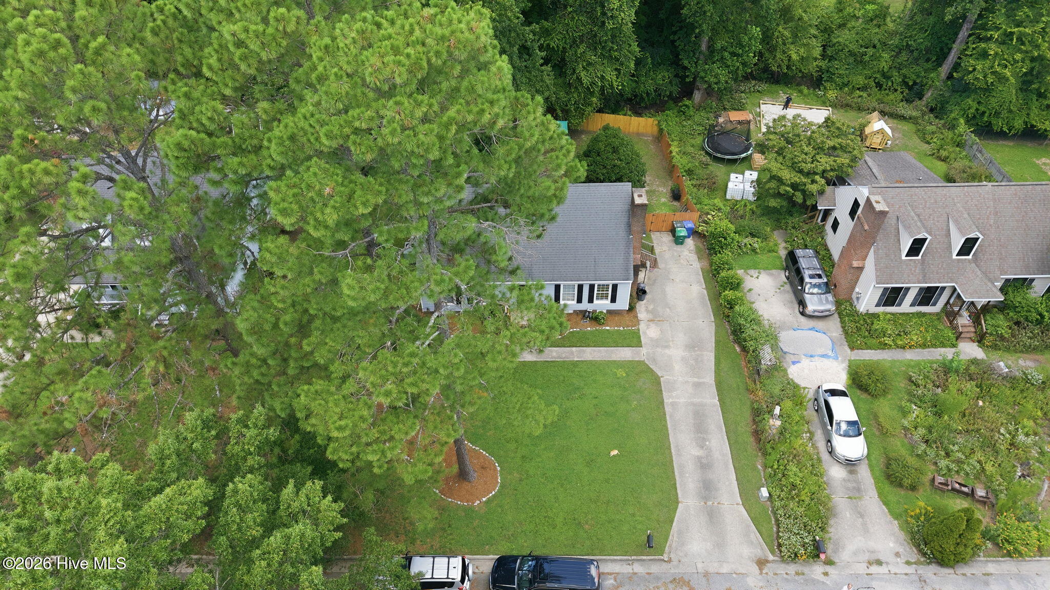 main property photo 41