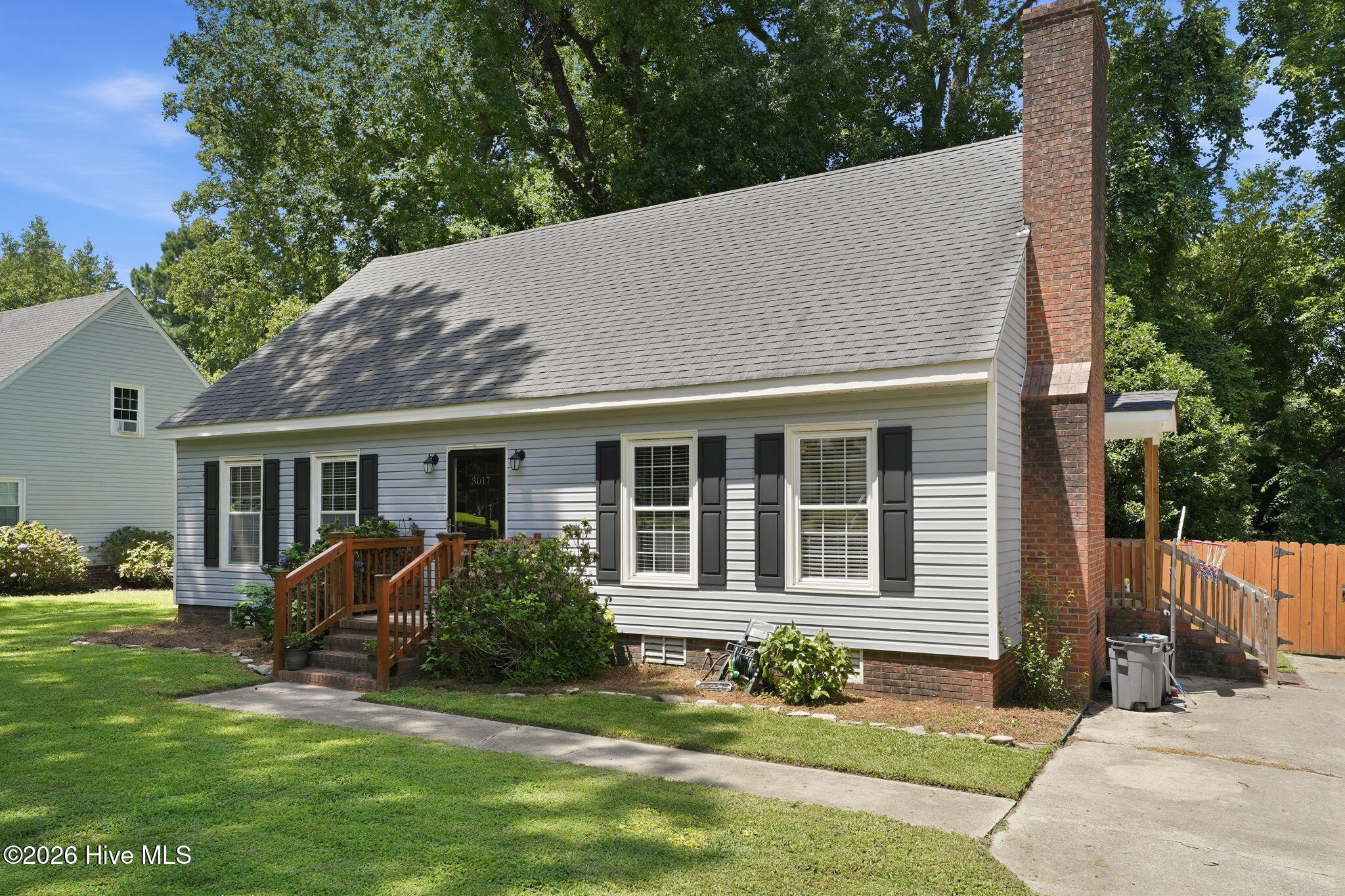 main property photo 44