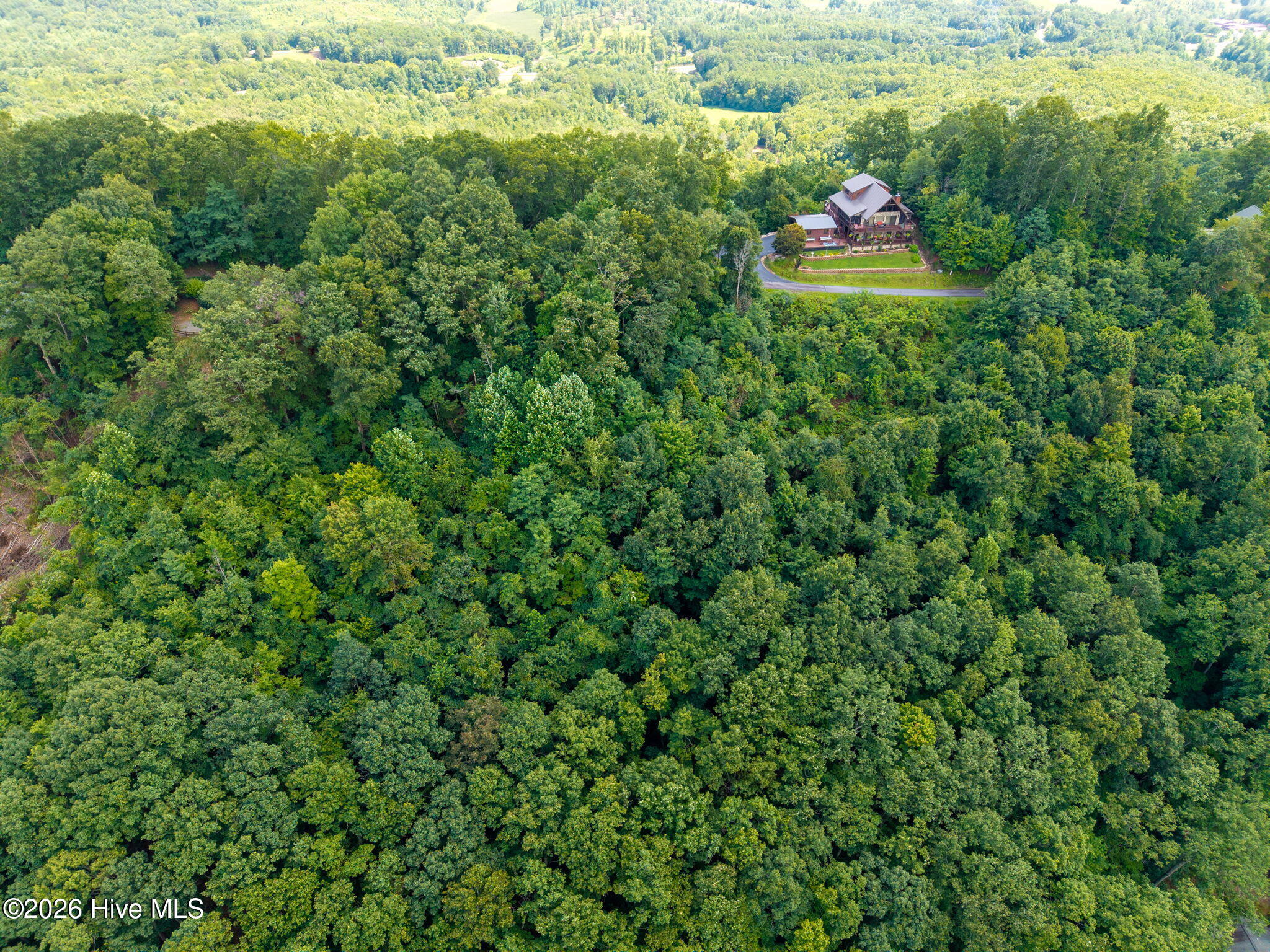 main property photo 10