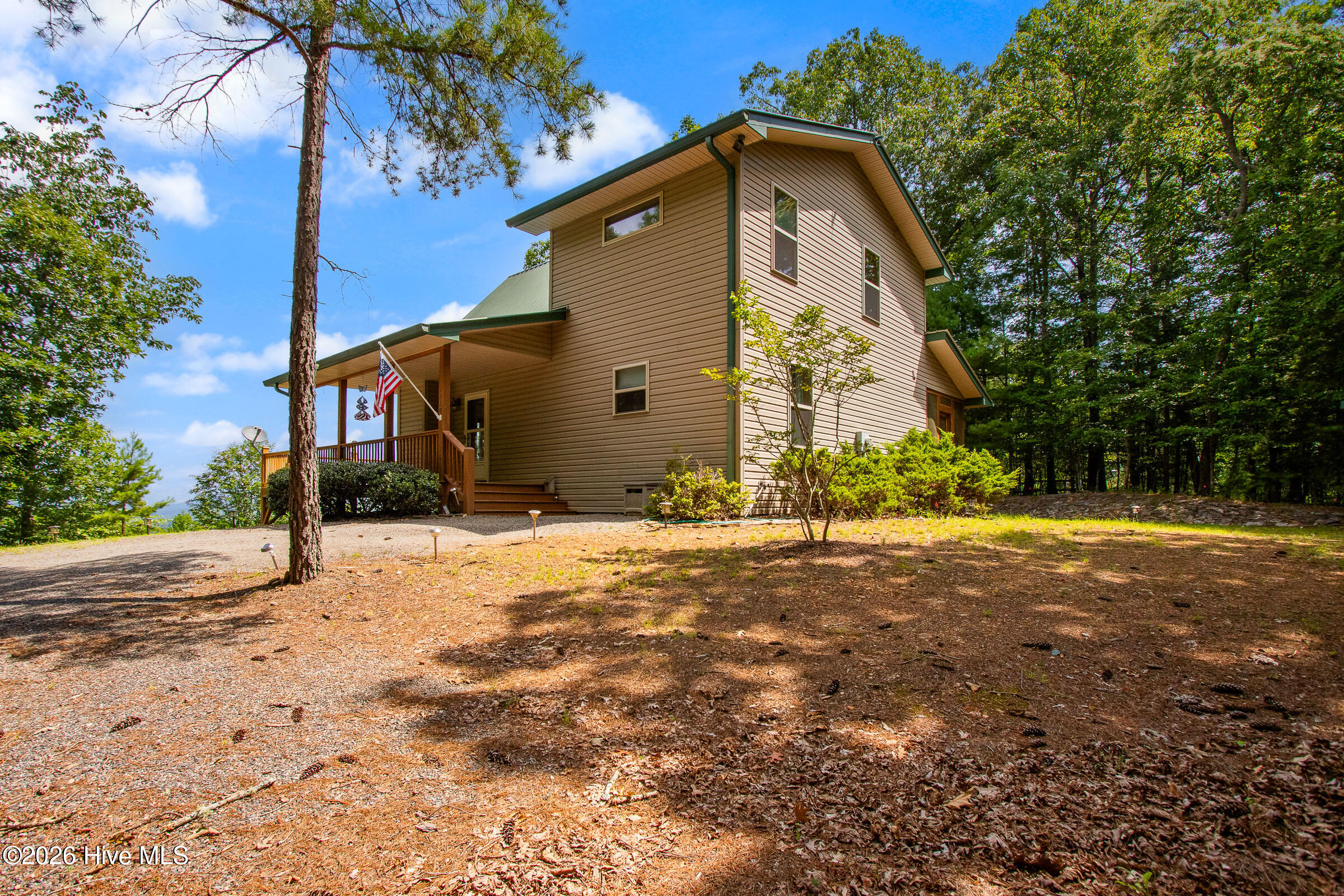 main property photo 3