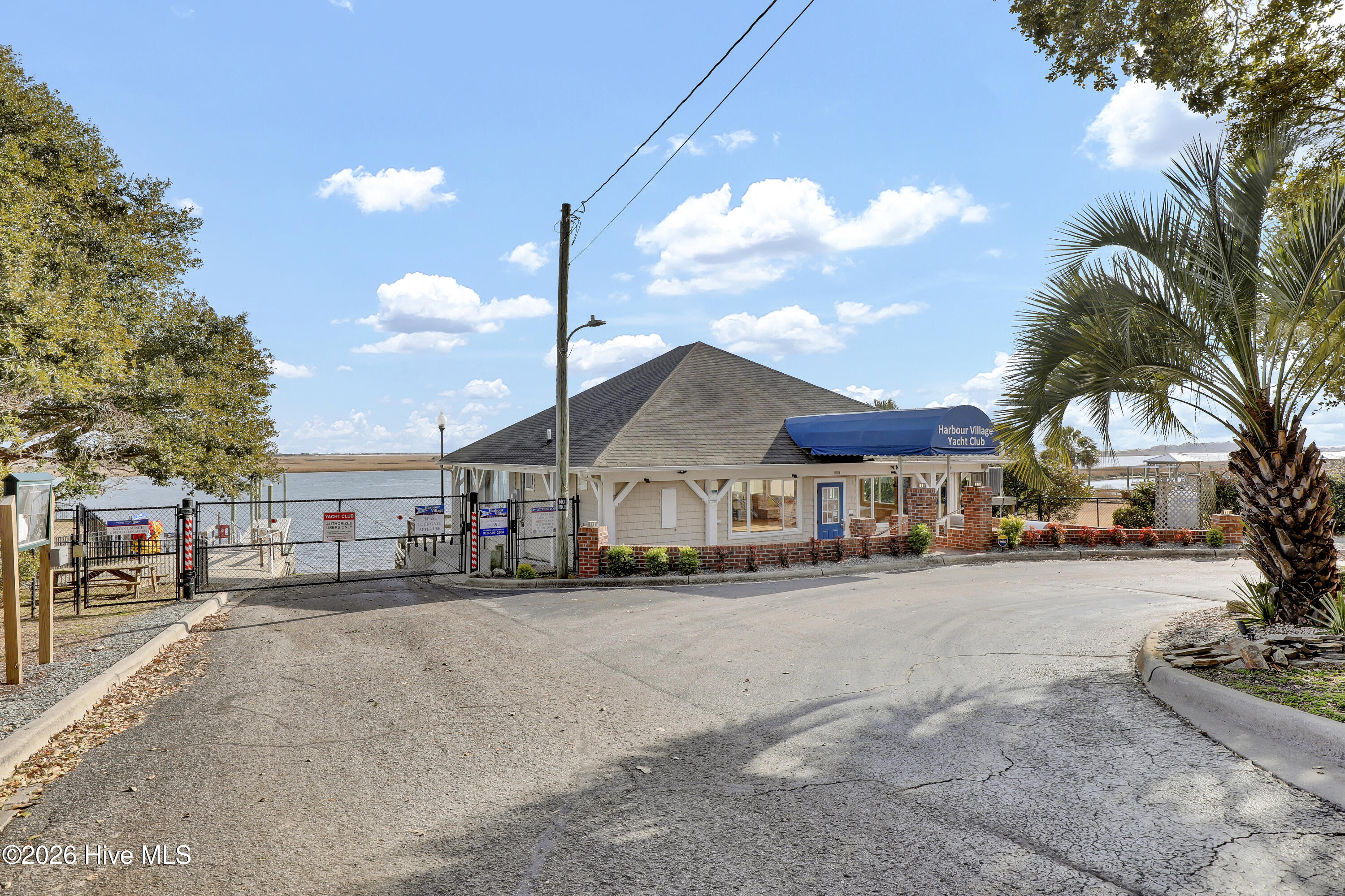 main property photo 83