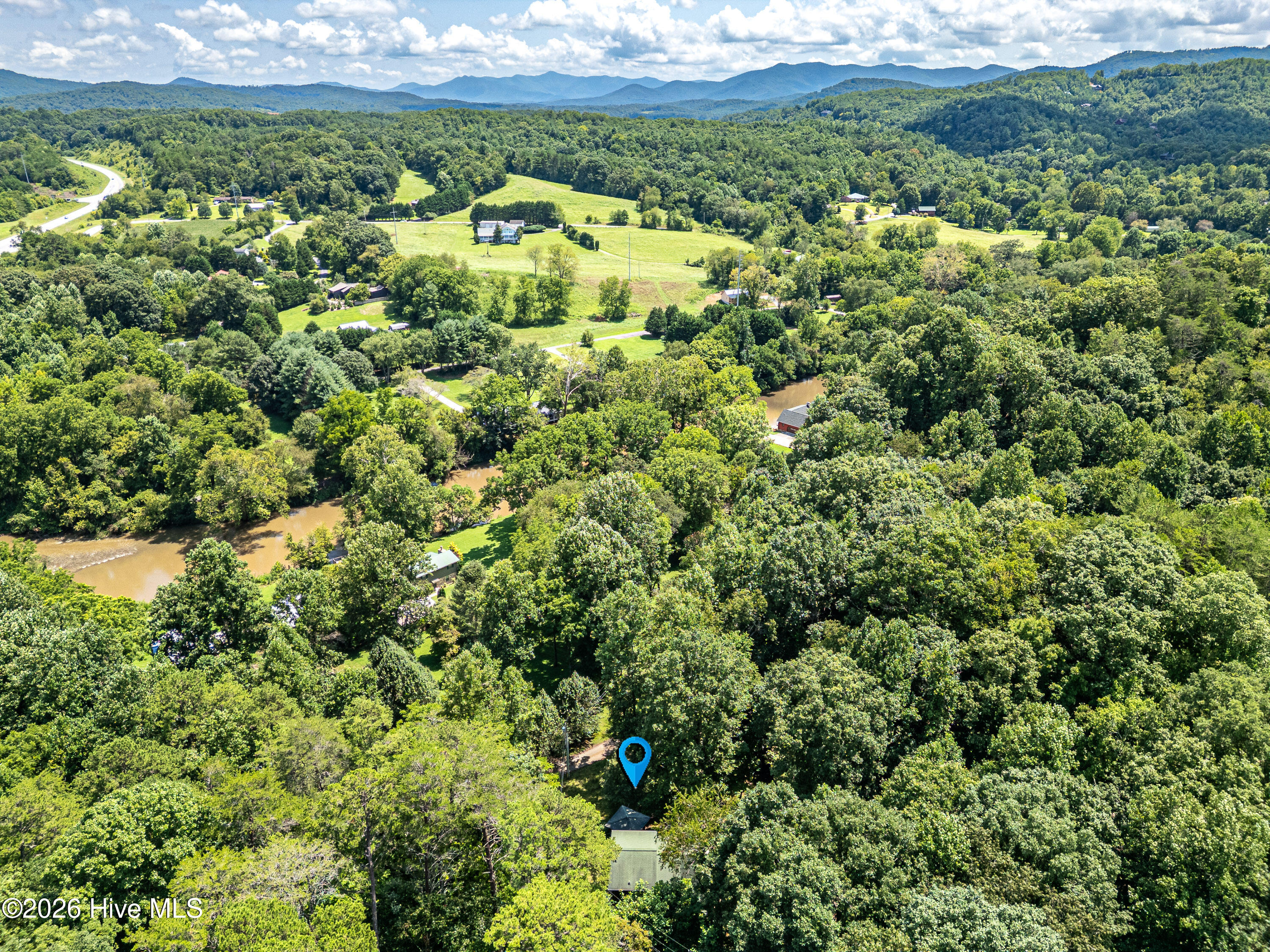 main property photo 39