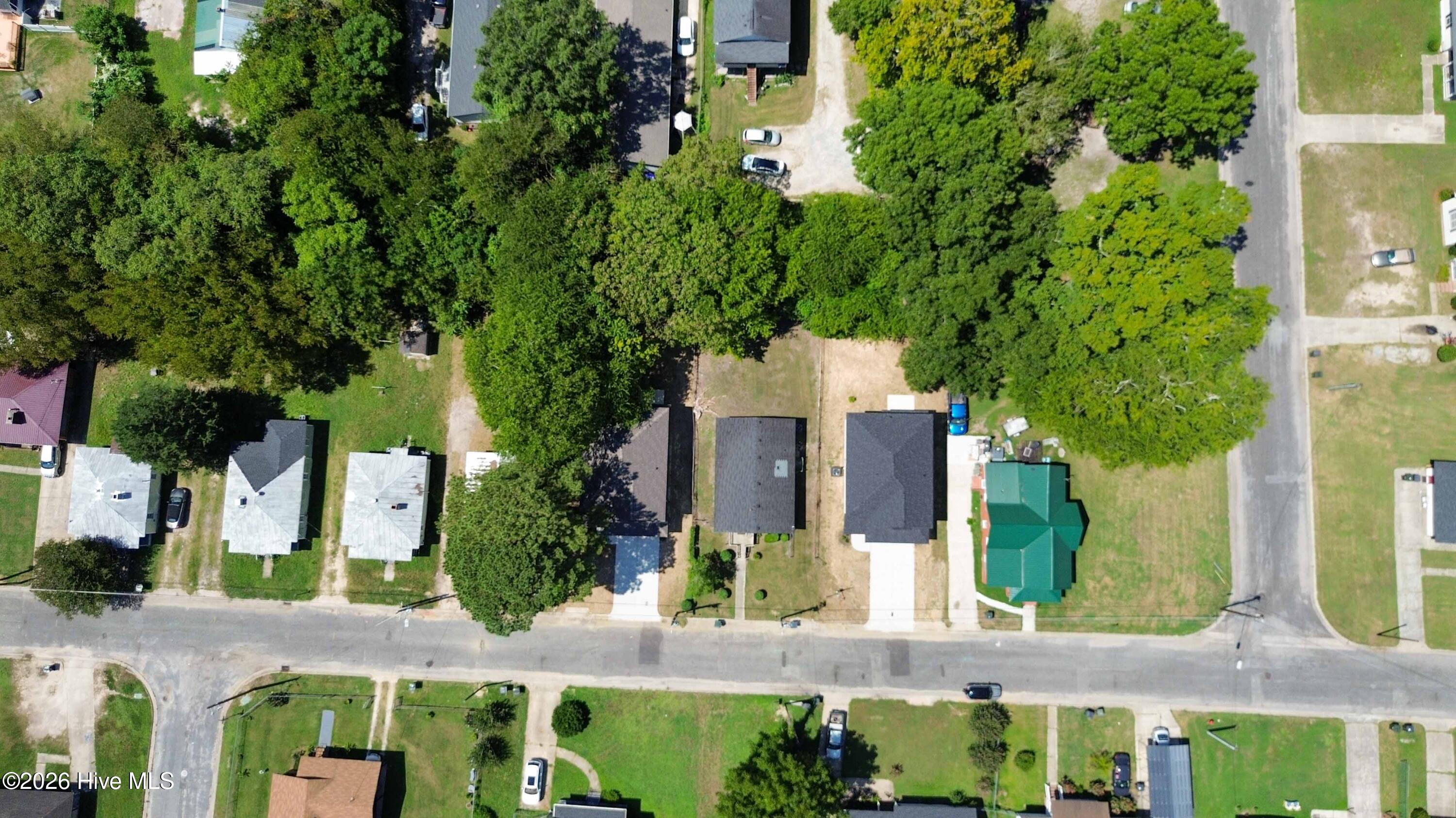 main property photo 25