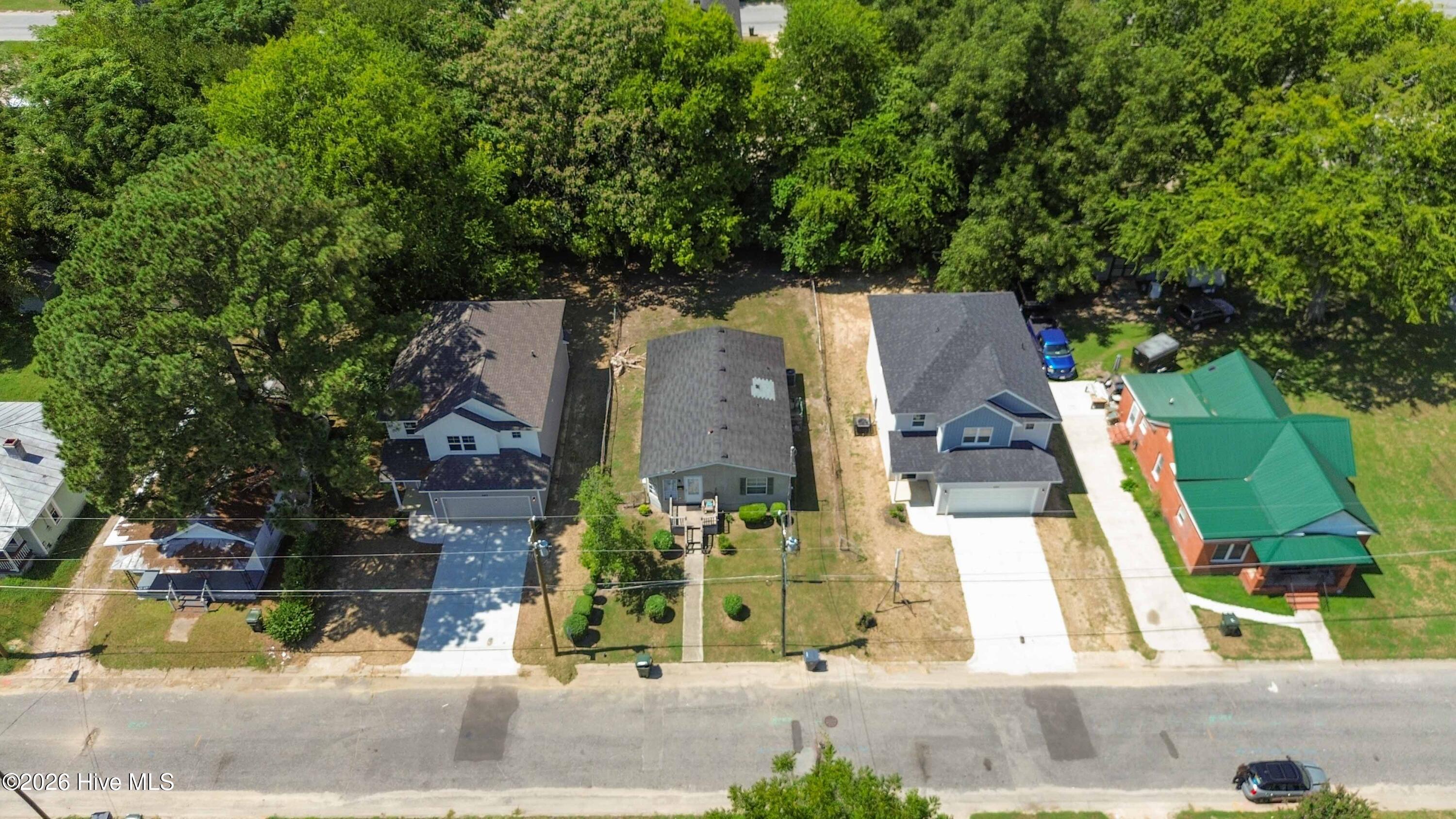main property photo 34
