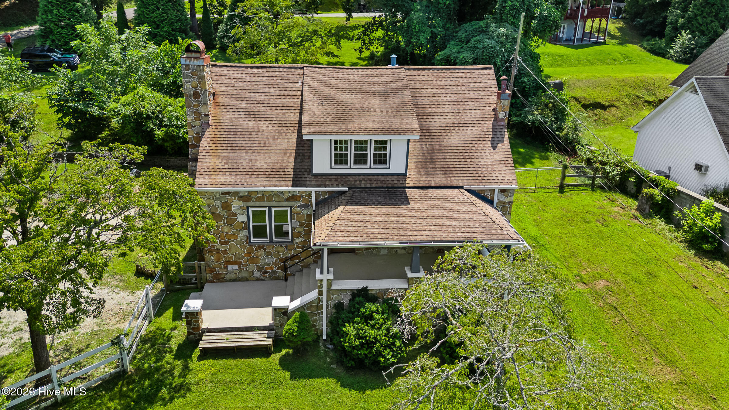 main property photo 82