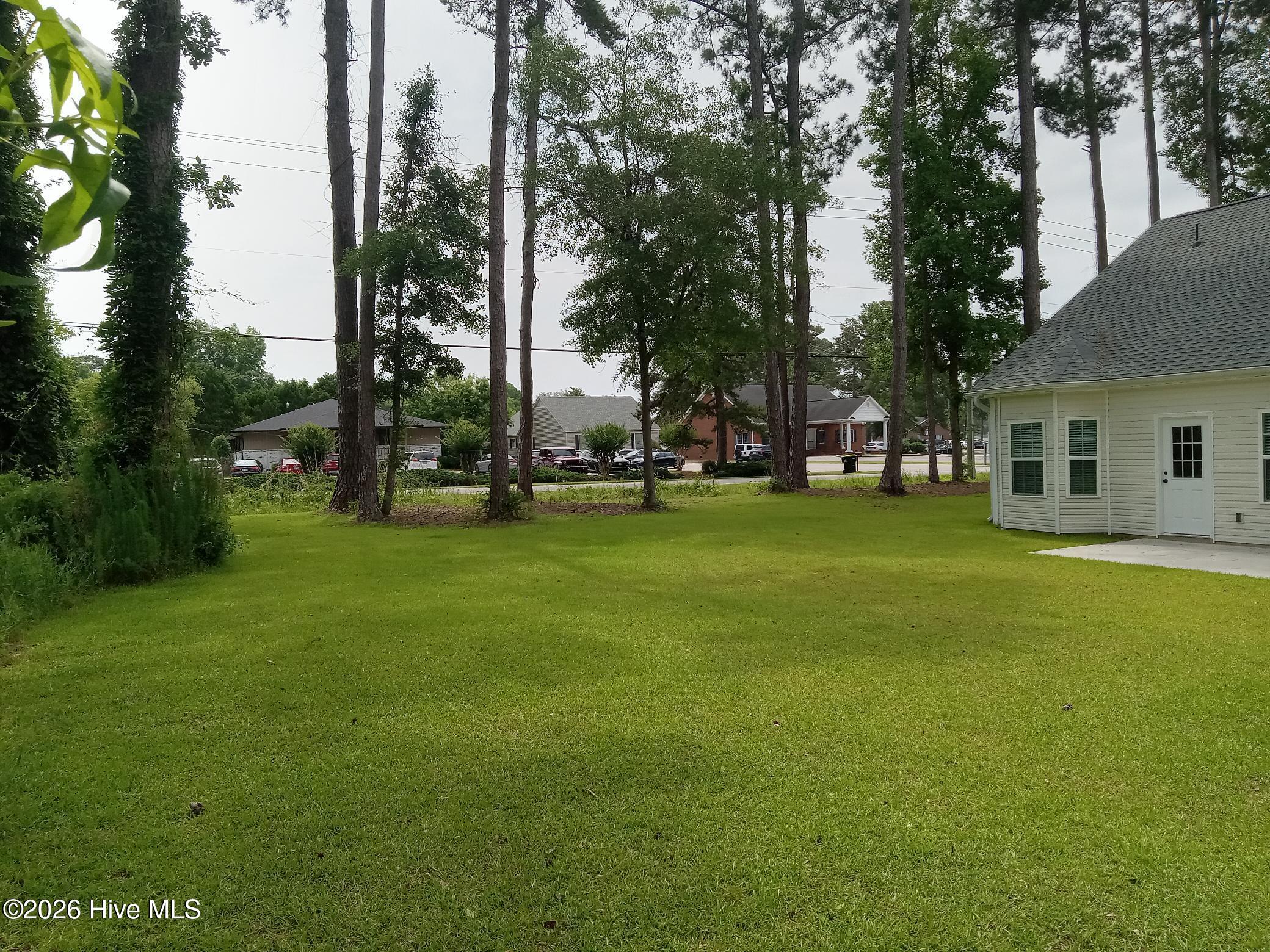main property photo 25