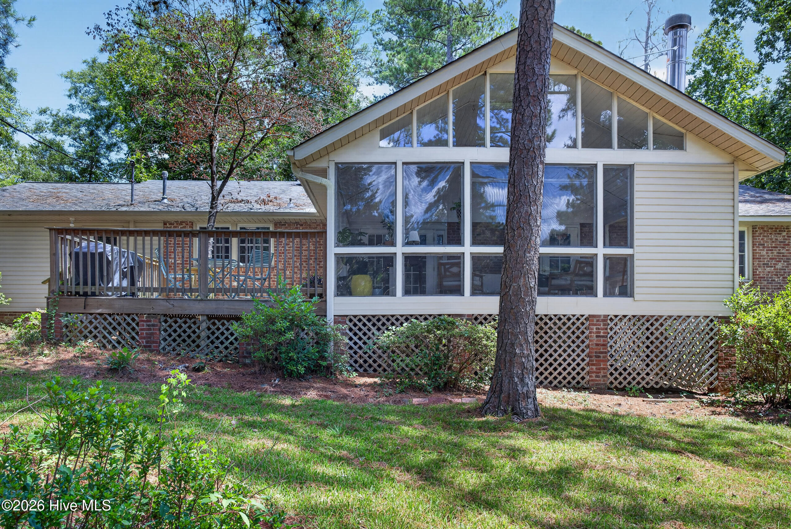 main property photo 47