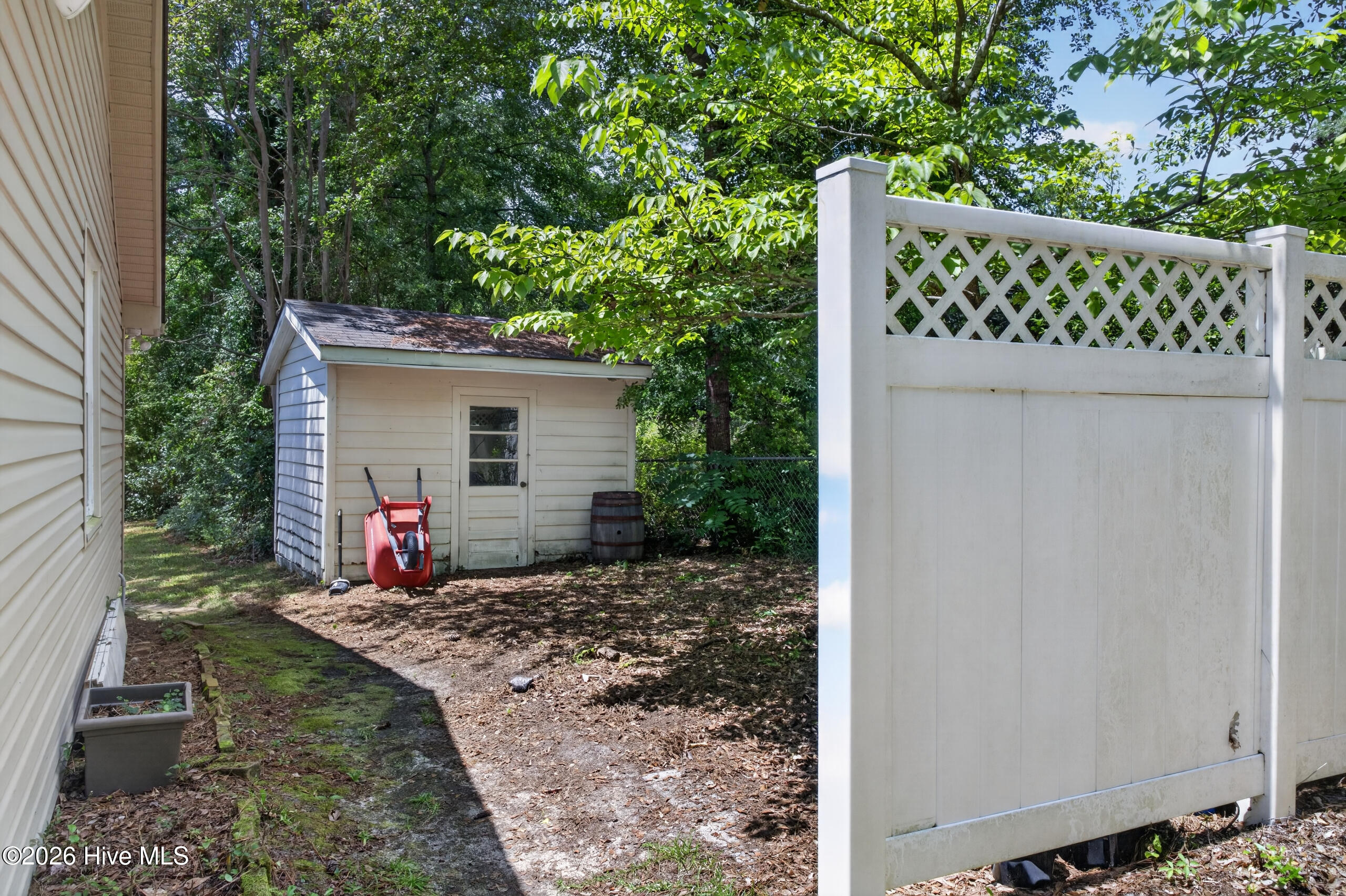 main property photo 48