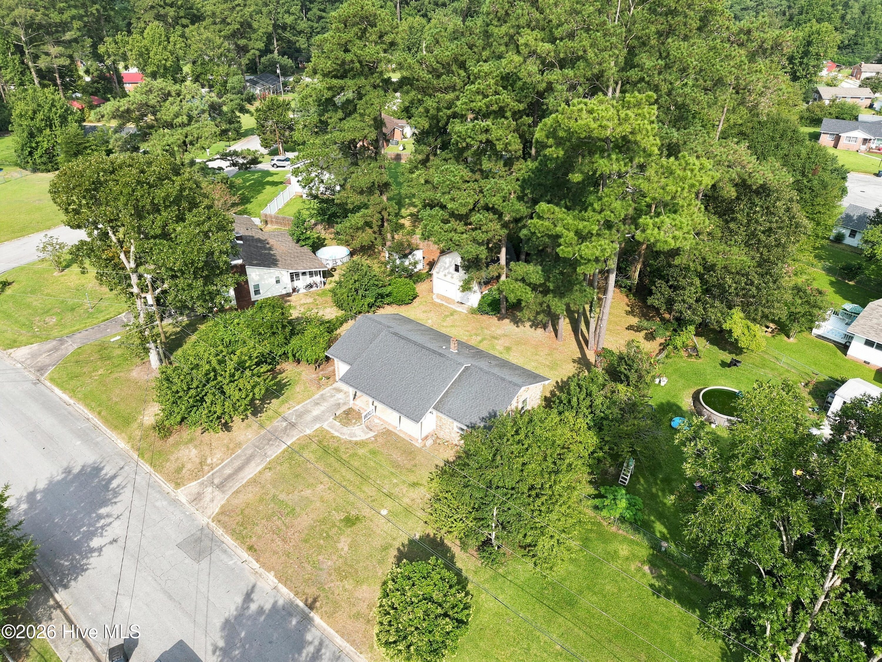 main property photo 12
