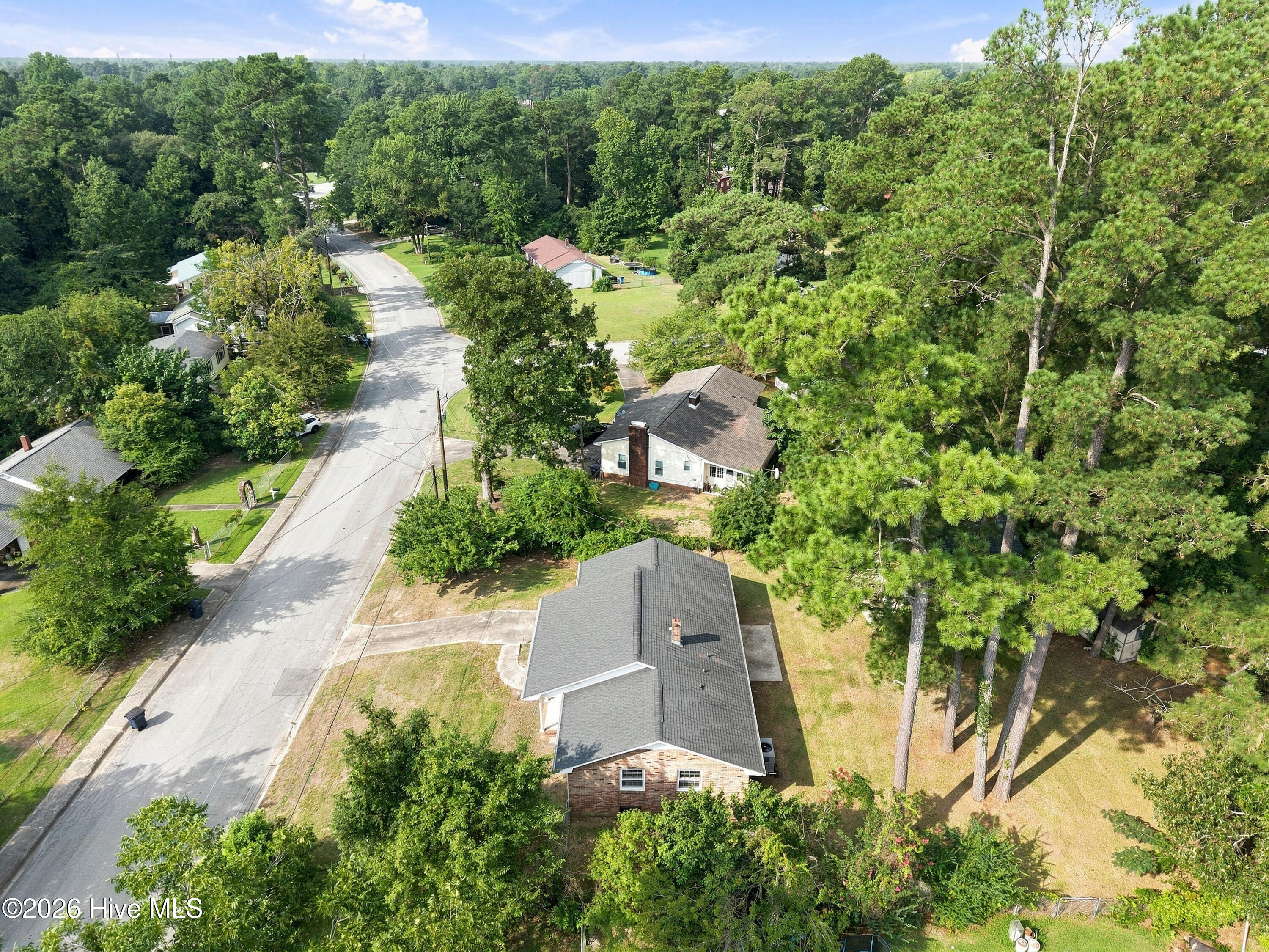 main property photo 13