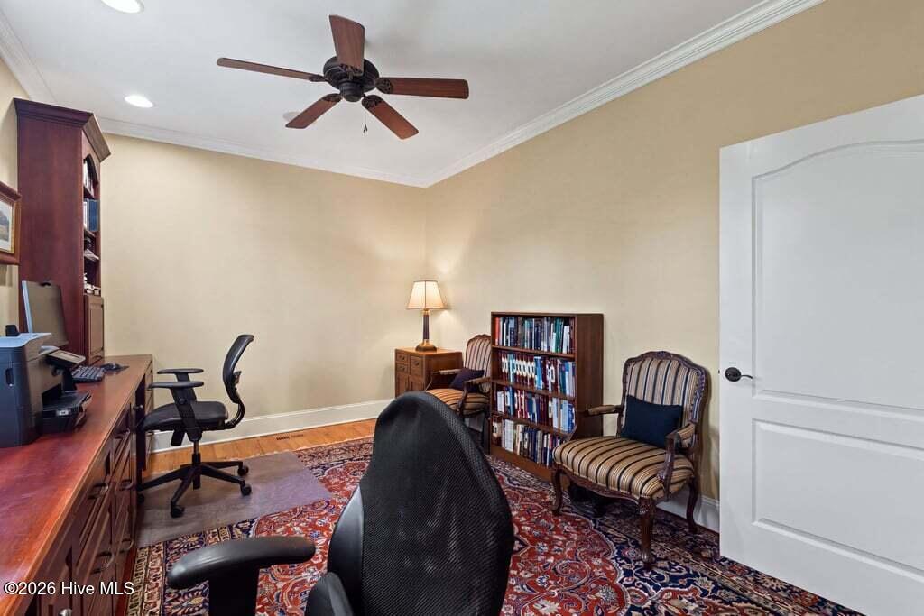 main property photo 45