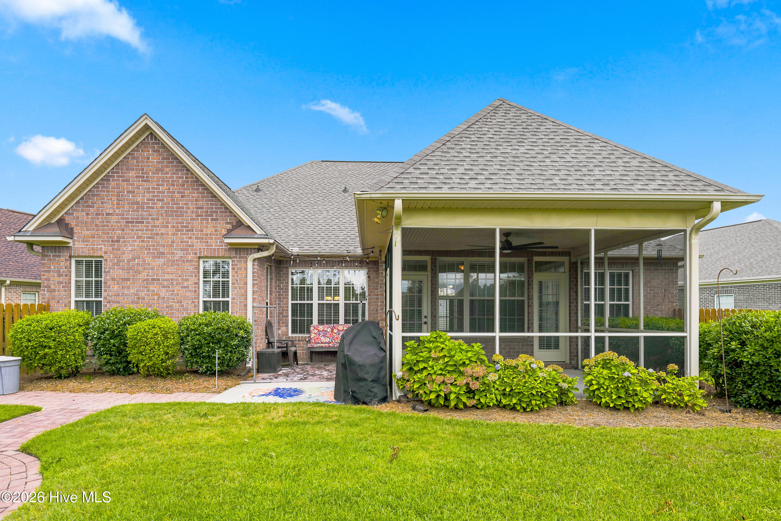 property viewer photo 15